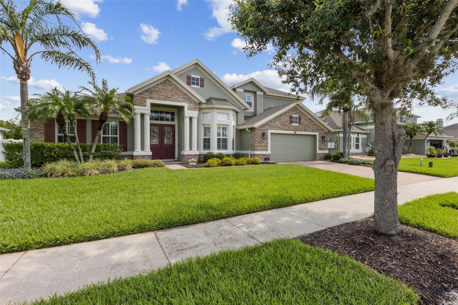 724 DUFF DR