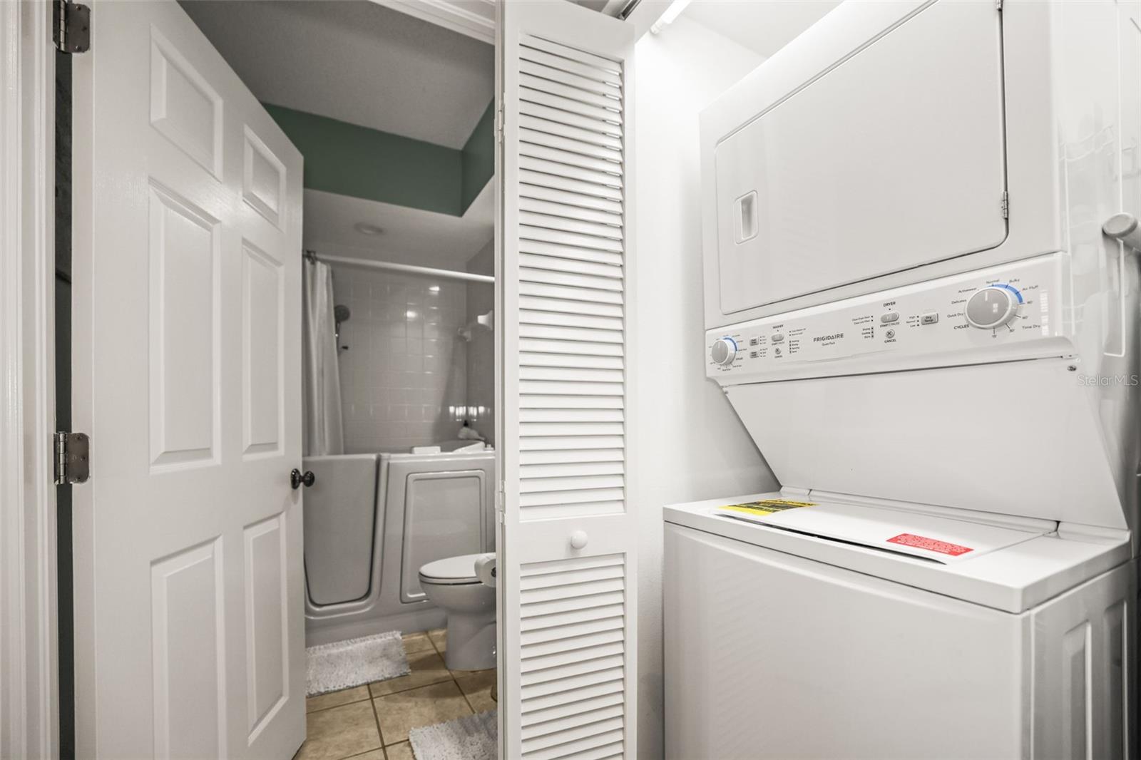 SHORES OF LONG BAYOU CONDO - Residential