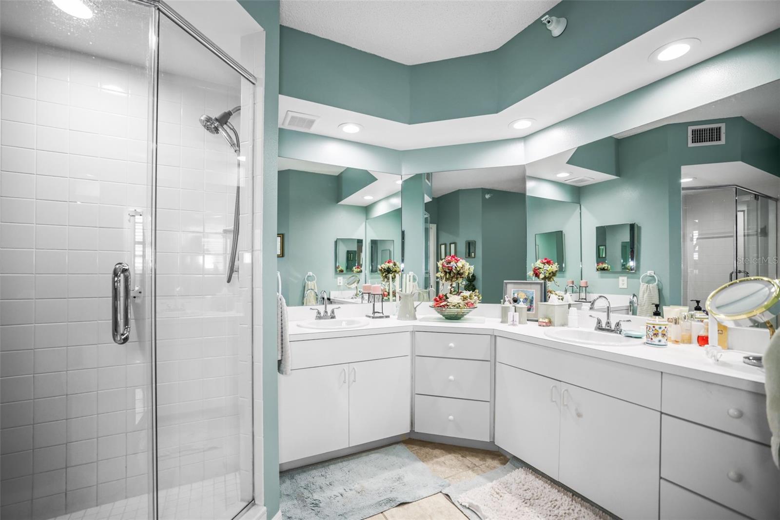 SHORES OF LONG BAYOU CONDO - Residential