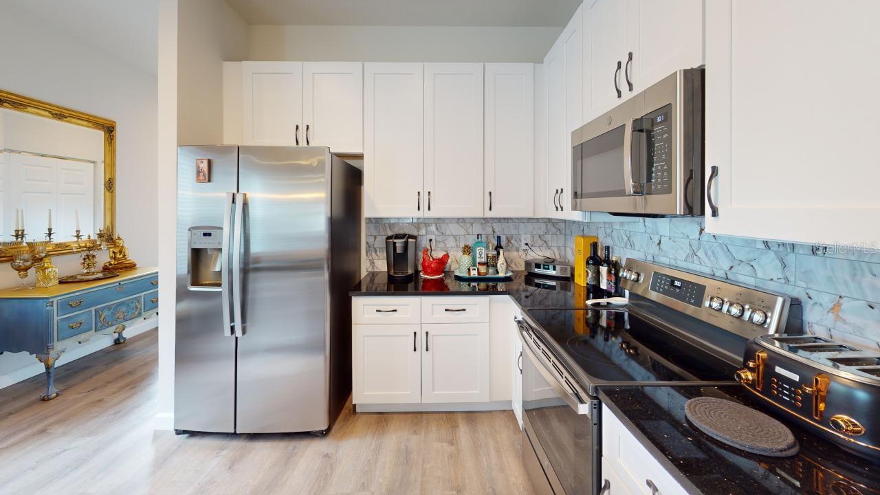 HAMMOCK PLACE - Residential