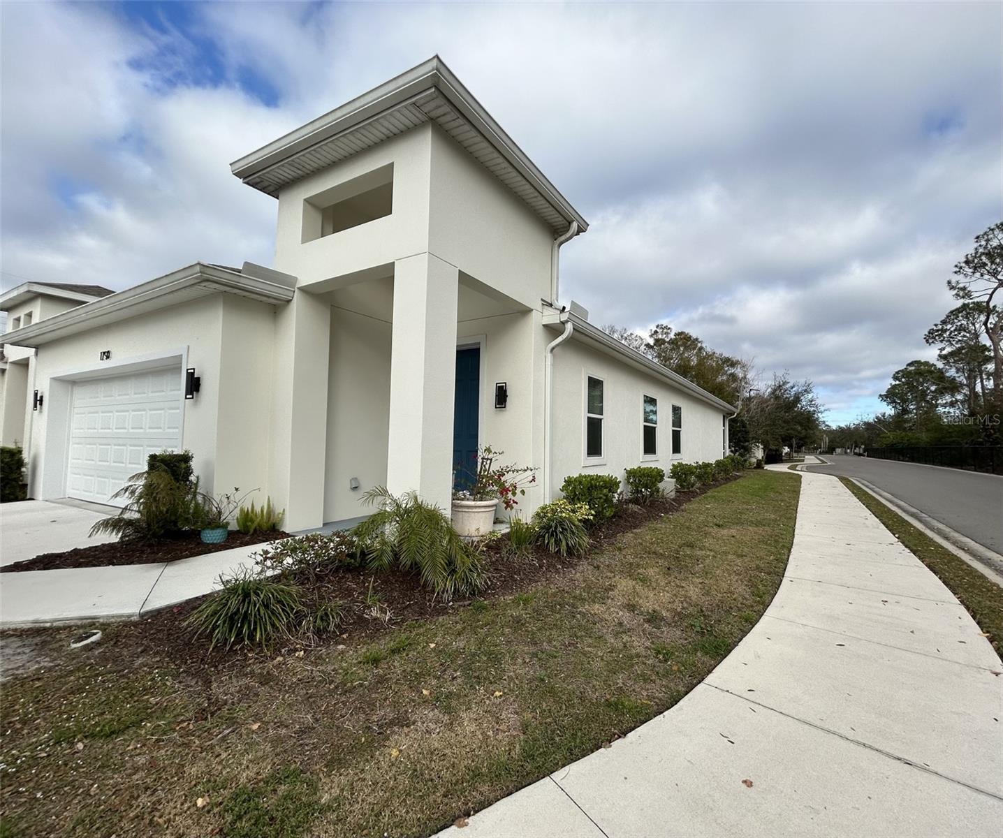 HAMMOCK PLACE - Residential