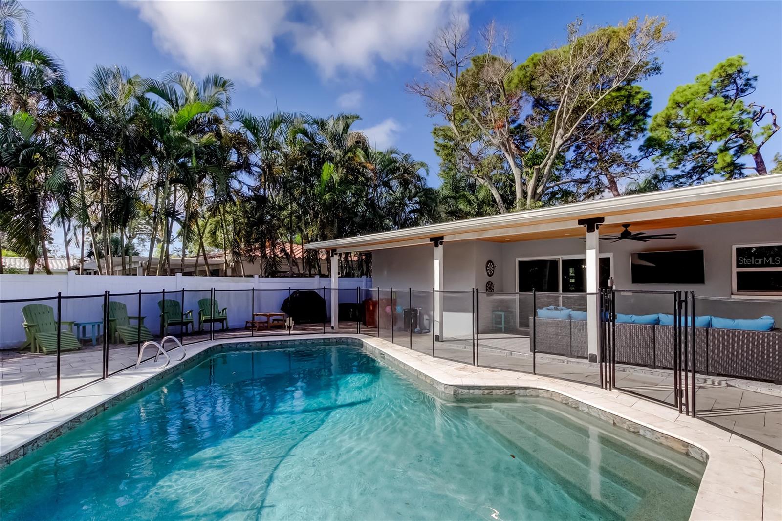 LAKE PASADENA DEV - Residential