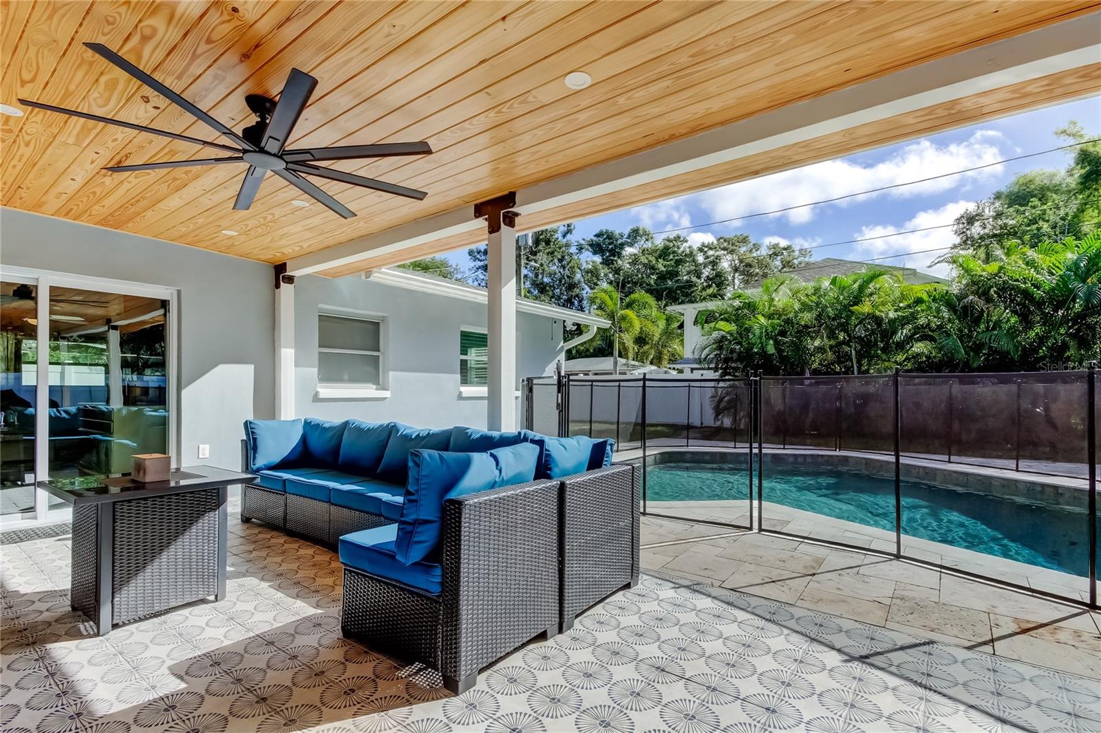 LAKE PASADENA DEV - Residential
