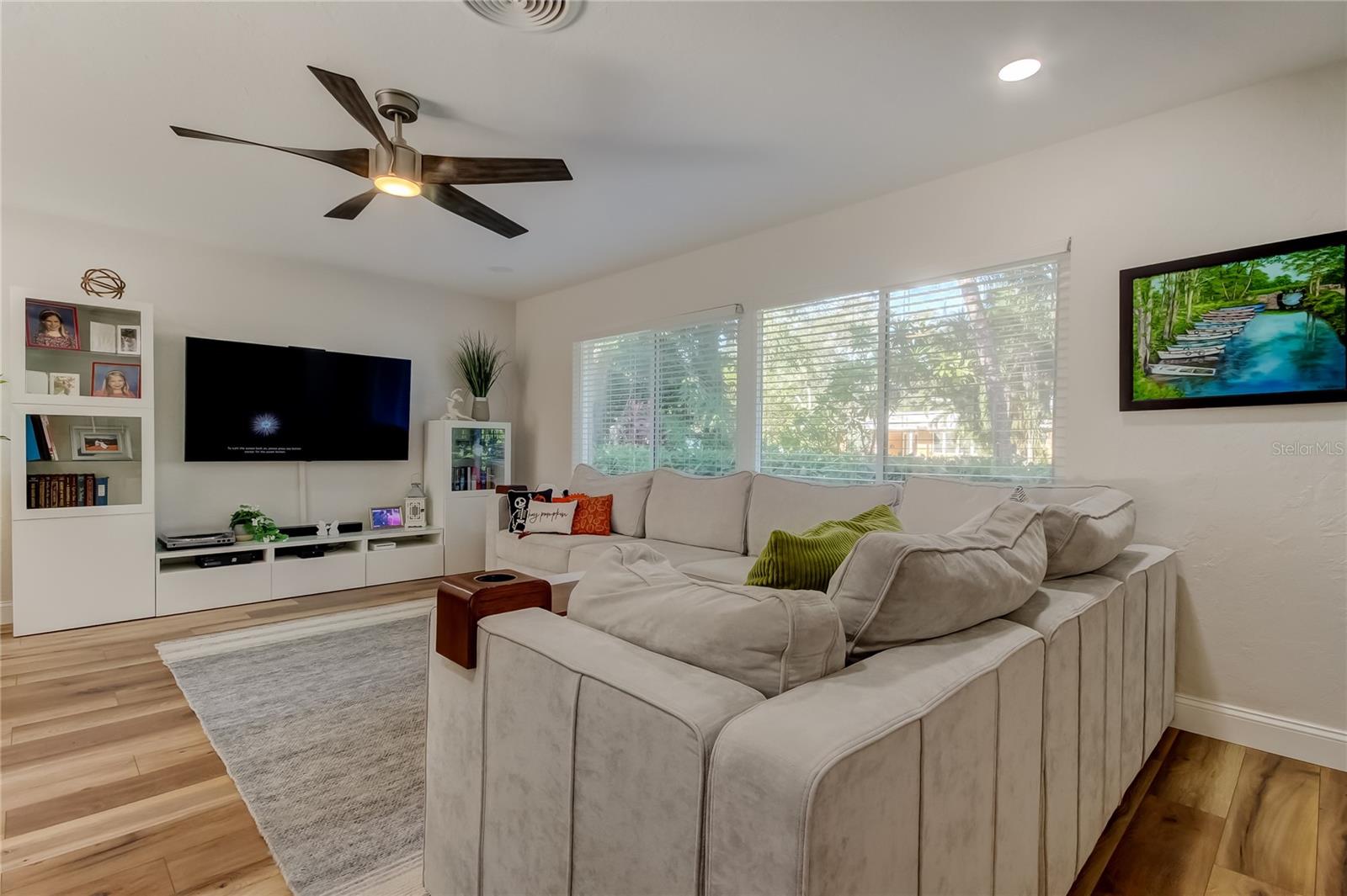 LAKE PASADENA DEV - Residential