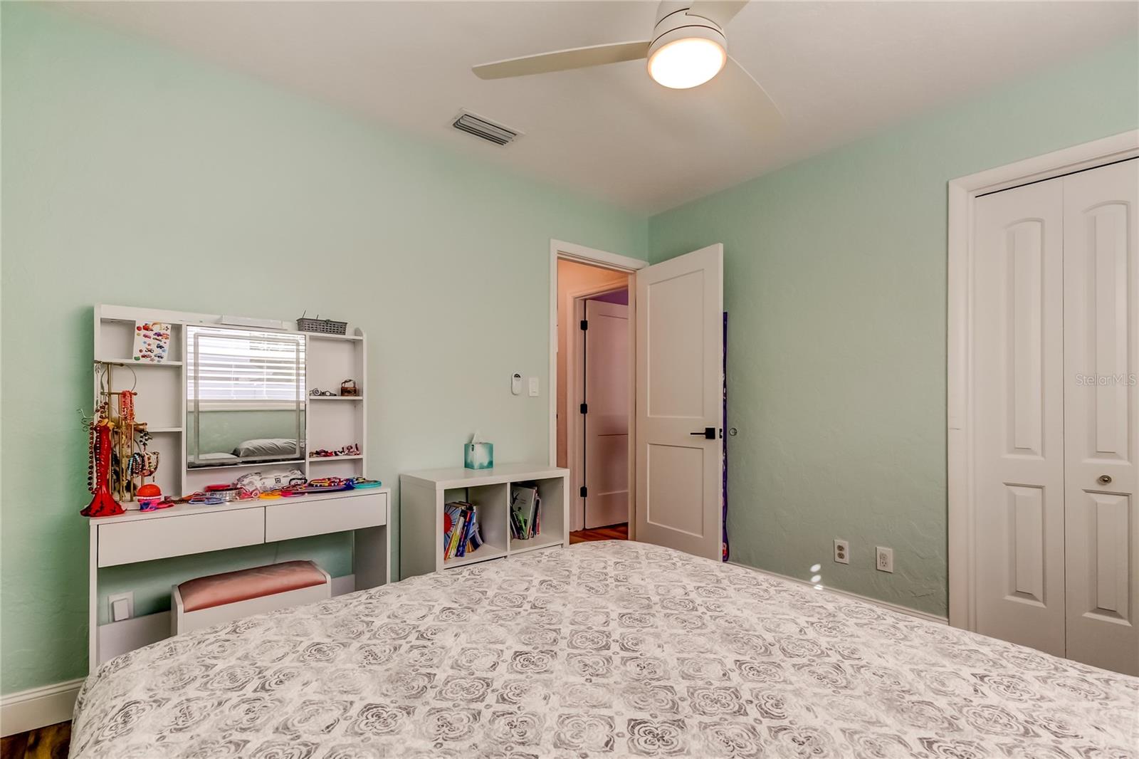 LAKE PASADENA DEV - Residential