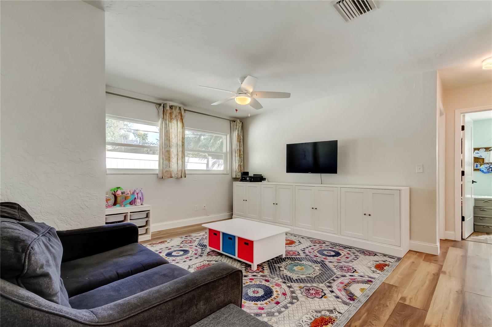 LAKE PASADENA DEV - Residential