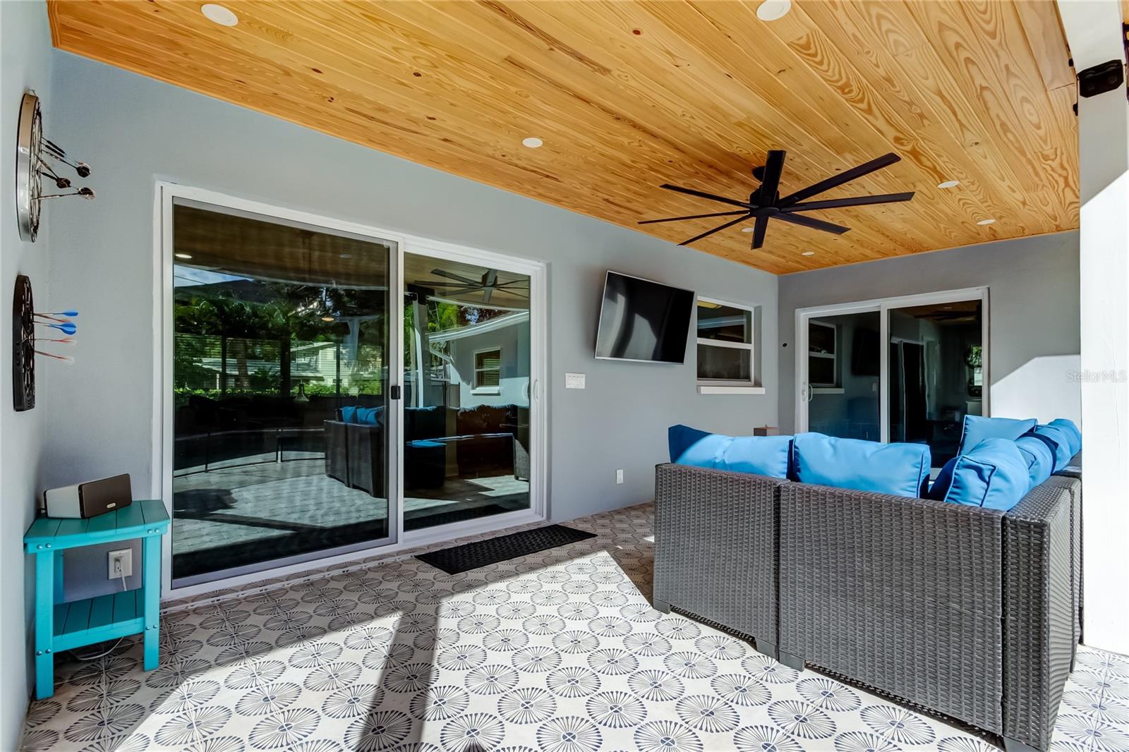 LAKE PASADENA DEV - Residential