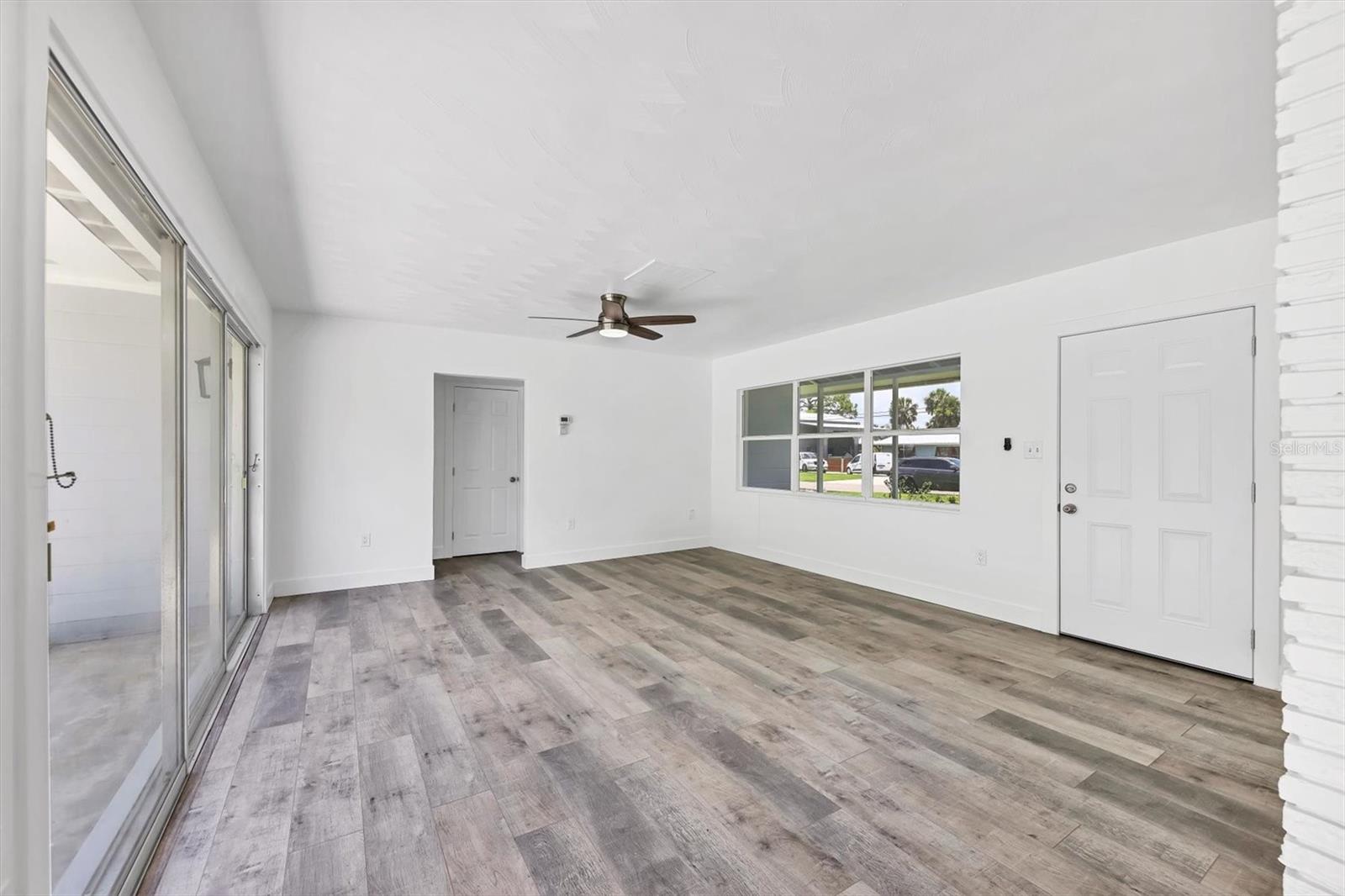 116 MYAKKA DRIVE