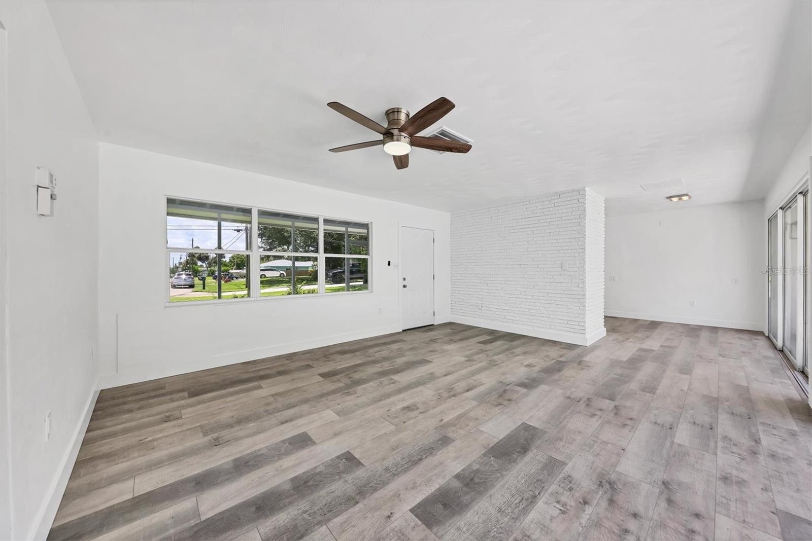 116 MYAKKA DRIVE
