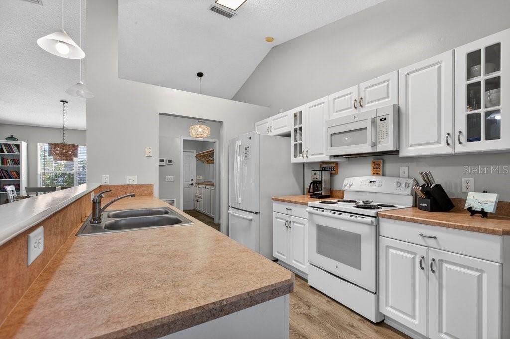 TREASURE BCH 3RD ADD - Residential