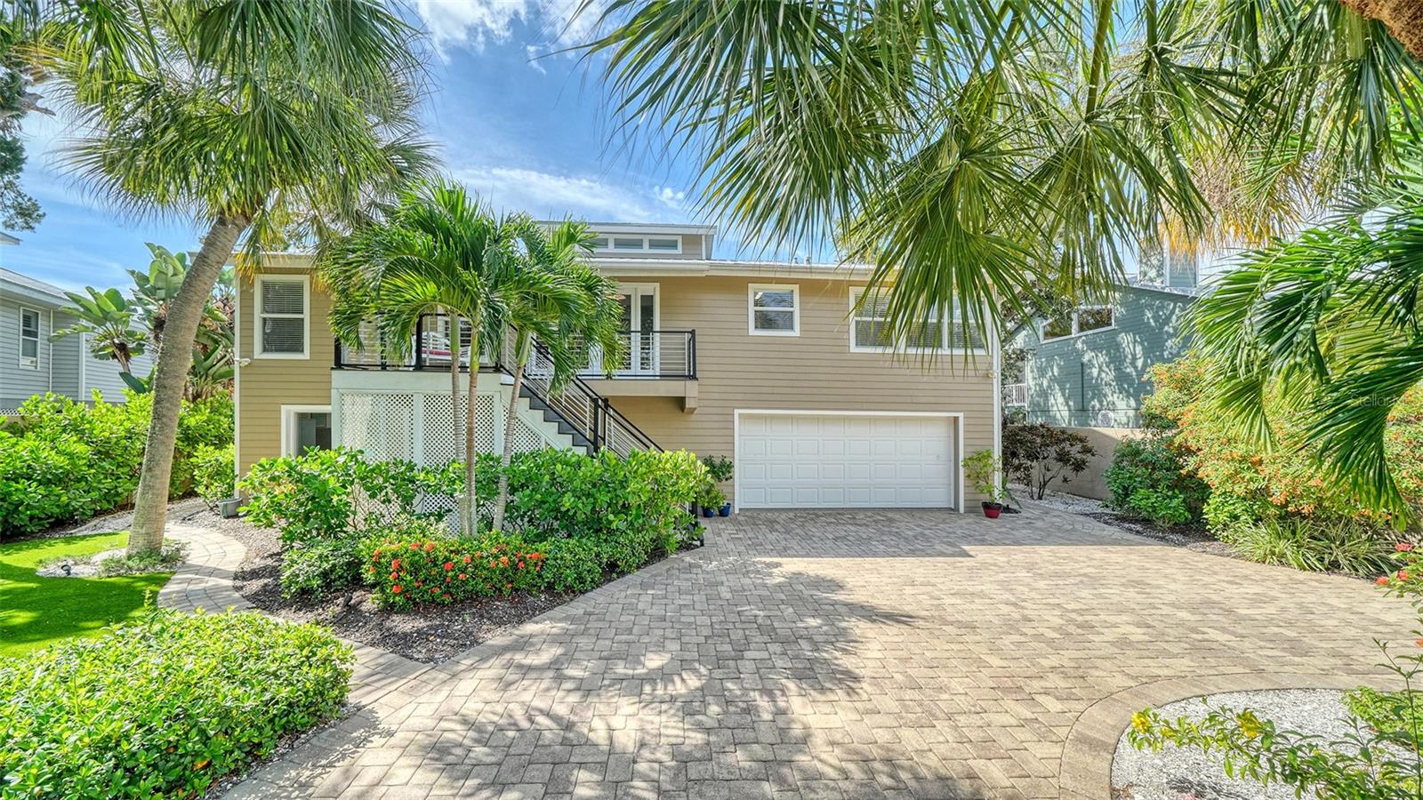 5188 SIESTA WOODS DRIVE