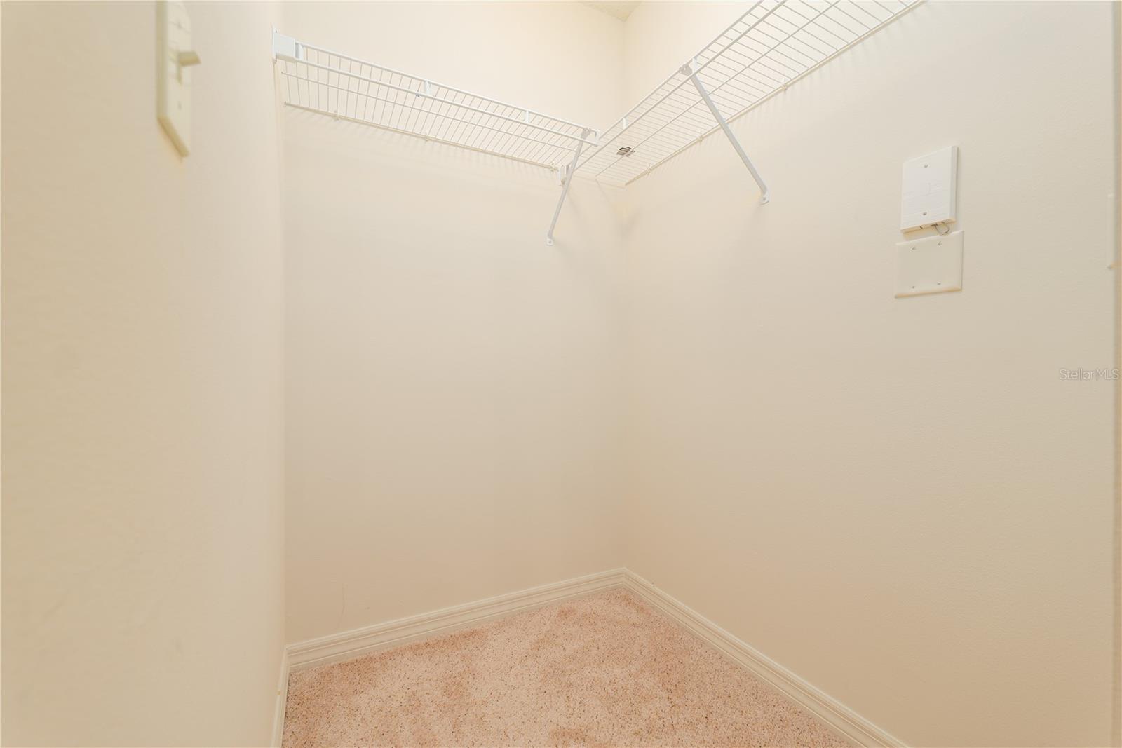 SPORTSMANS LODGE - Residential