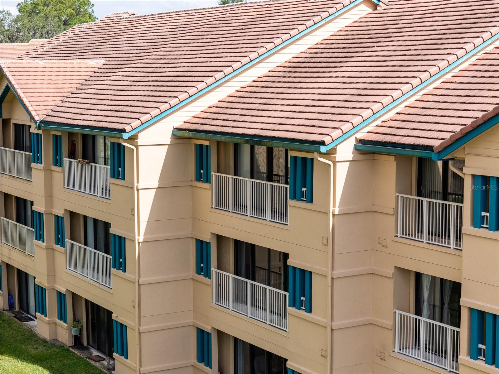 SPORTSMANS LODGE - Residential