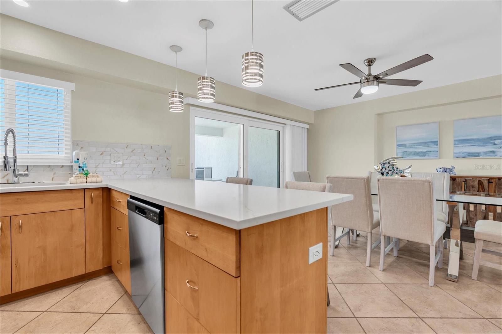 JAMAICA ROYALE TOWER II - Residential