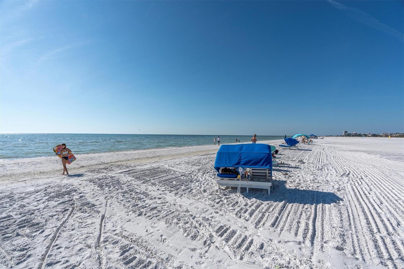 JAMAICA ROYALE TOWER II - Residential