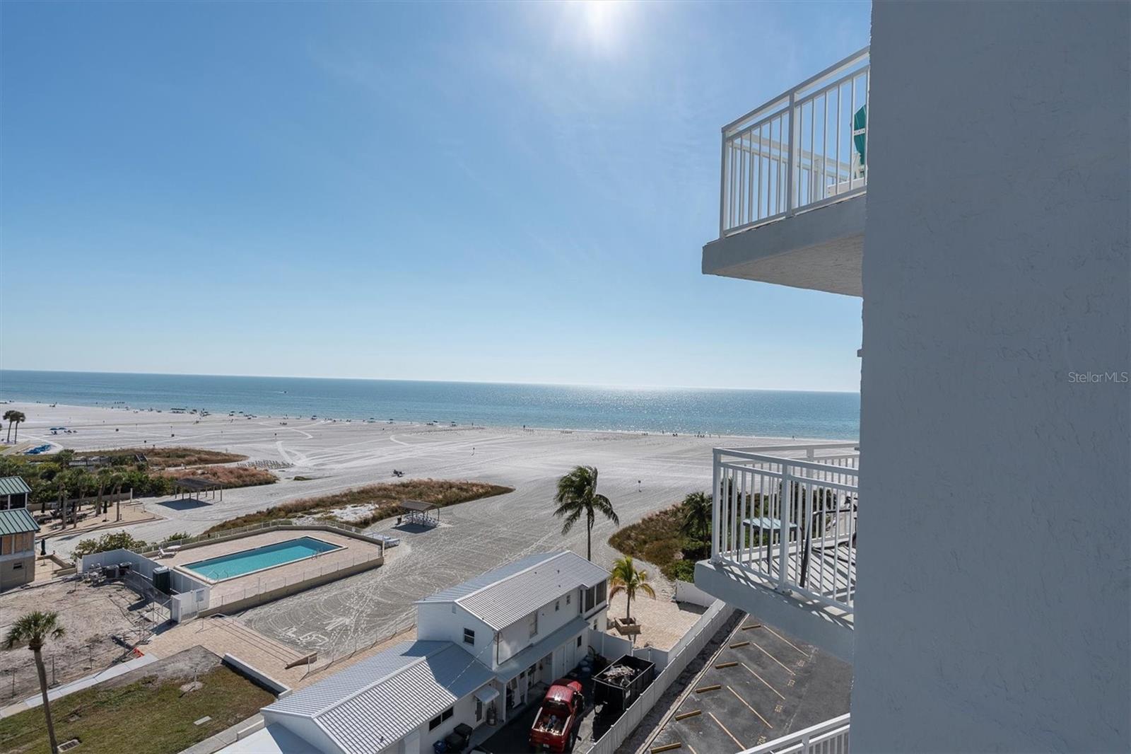 JAMAICA ROYALE TOWER II - Residential