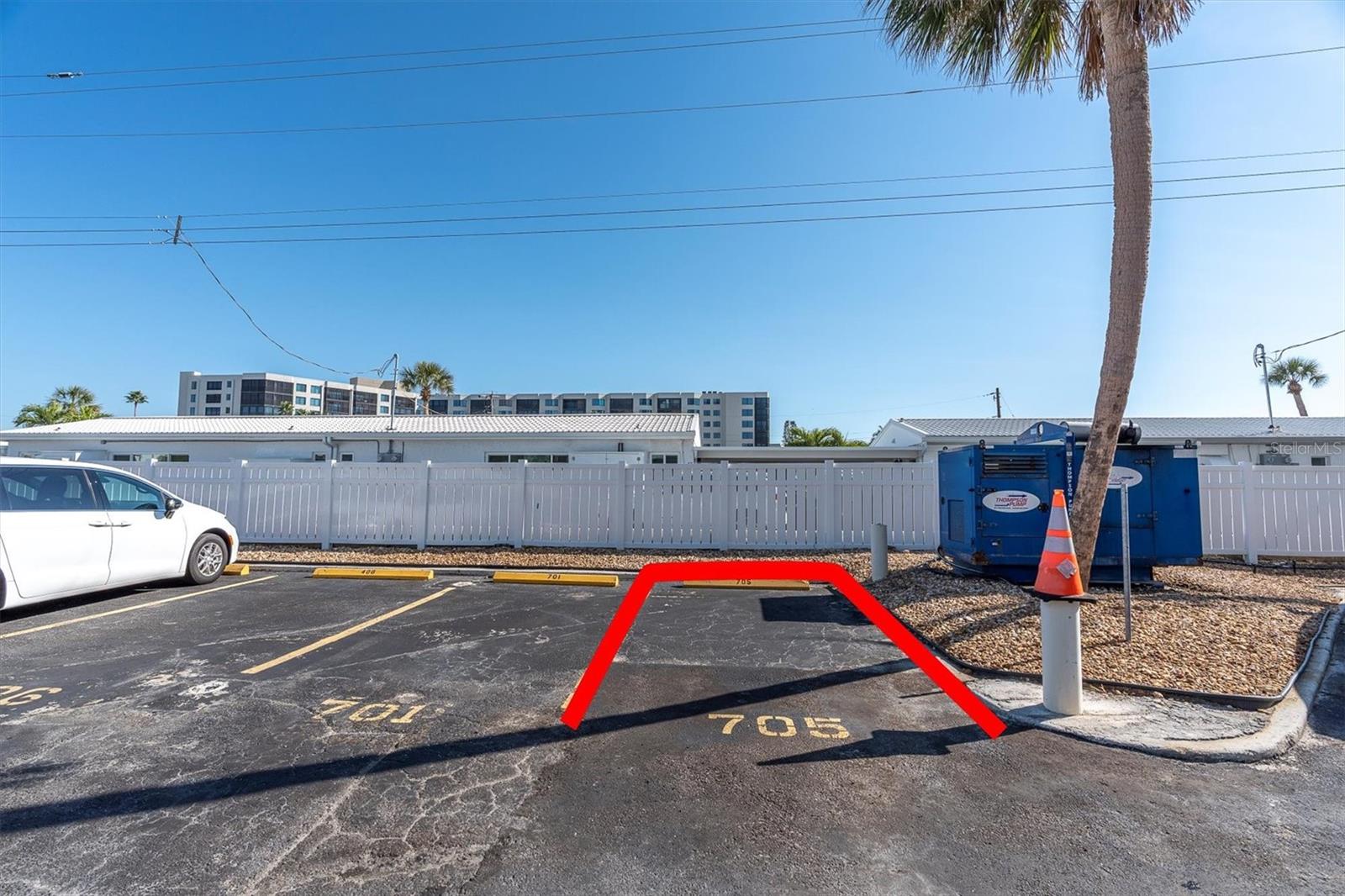 JAMAICA ROYALE TOWER II - Residential