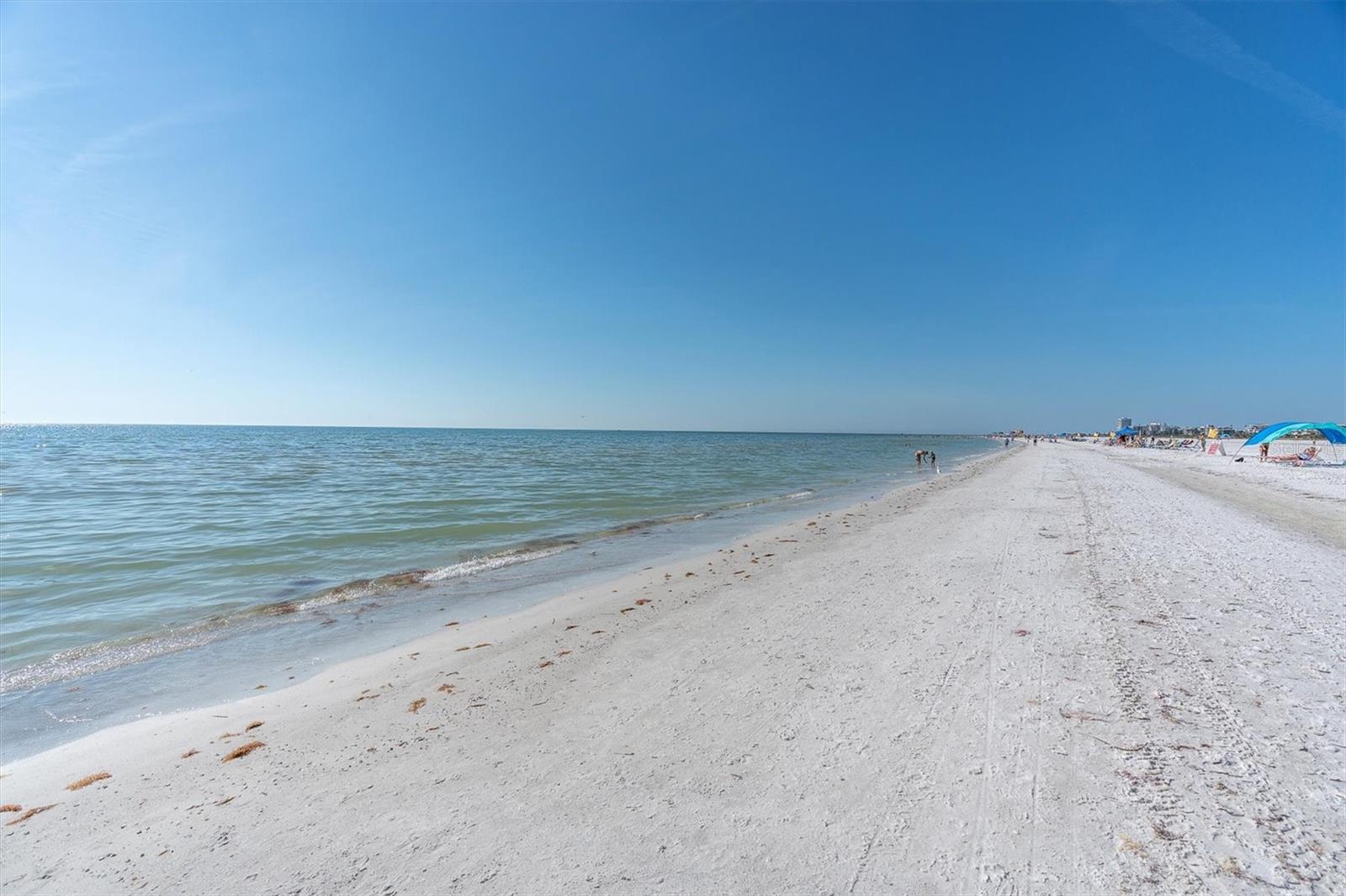 JAMAICA ROYALE TOWER II - Residential