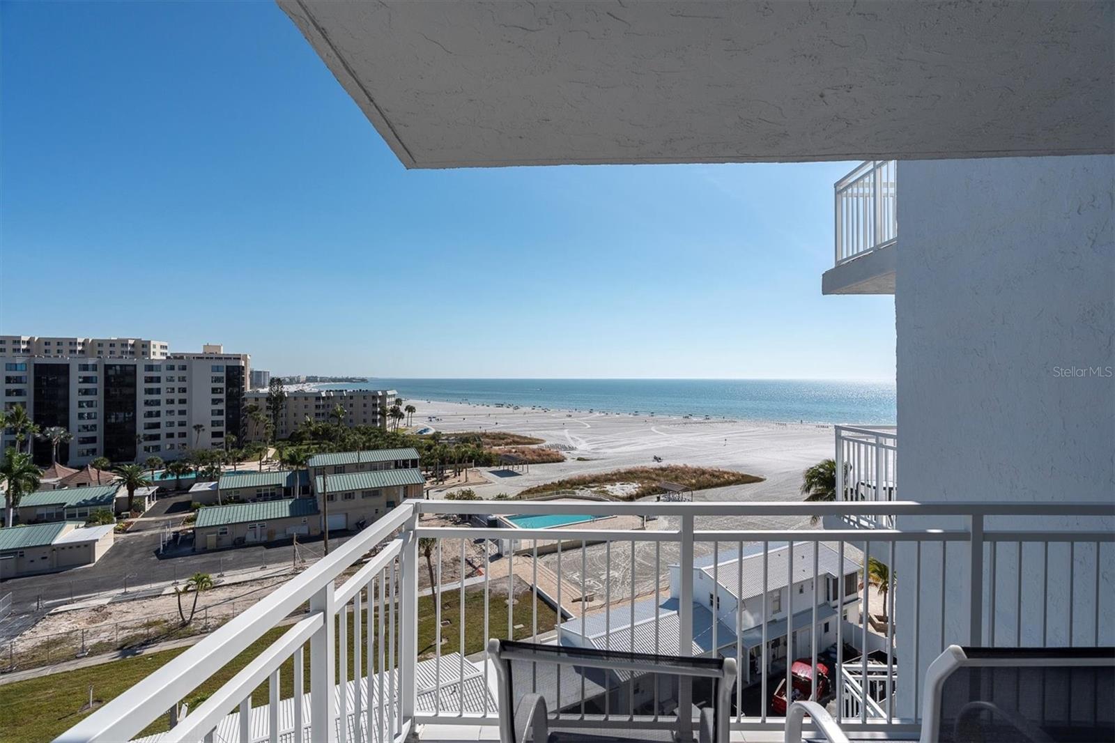 JAMAICA ROYALE TOWER II - Residential