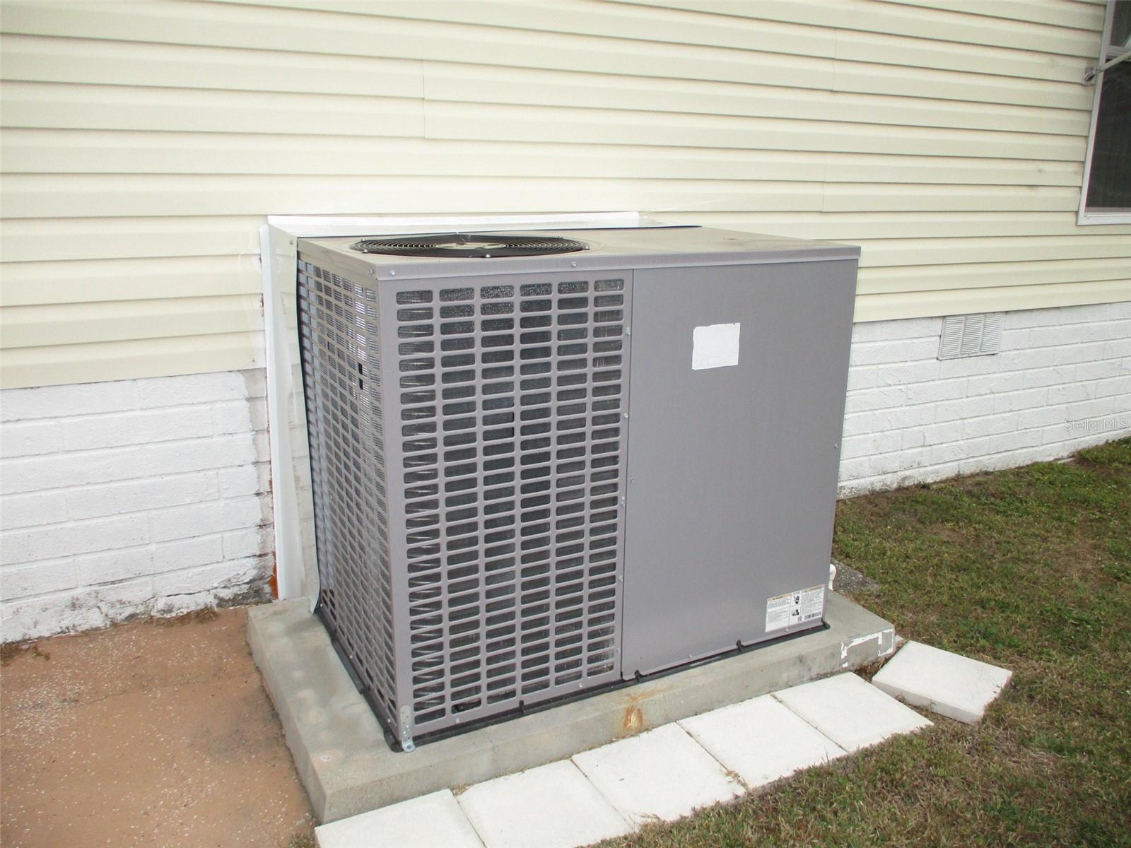 SHADY OAKS MOBILE MODULAR ESTATES - Residential