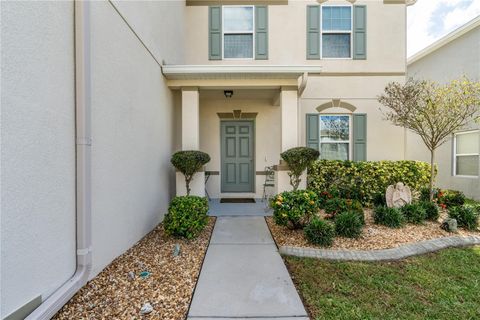 A home in AUBURNDALE