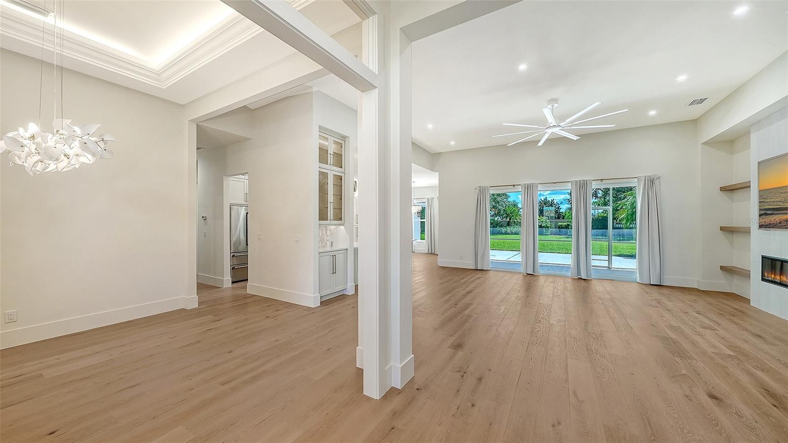 2729 HARVEST DRIVE
