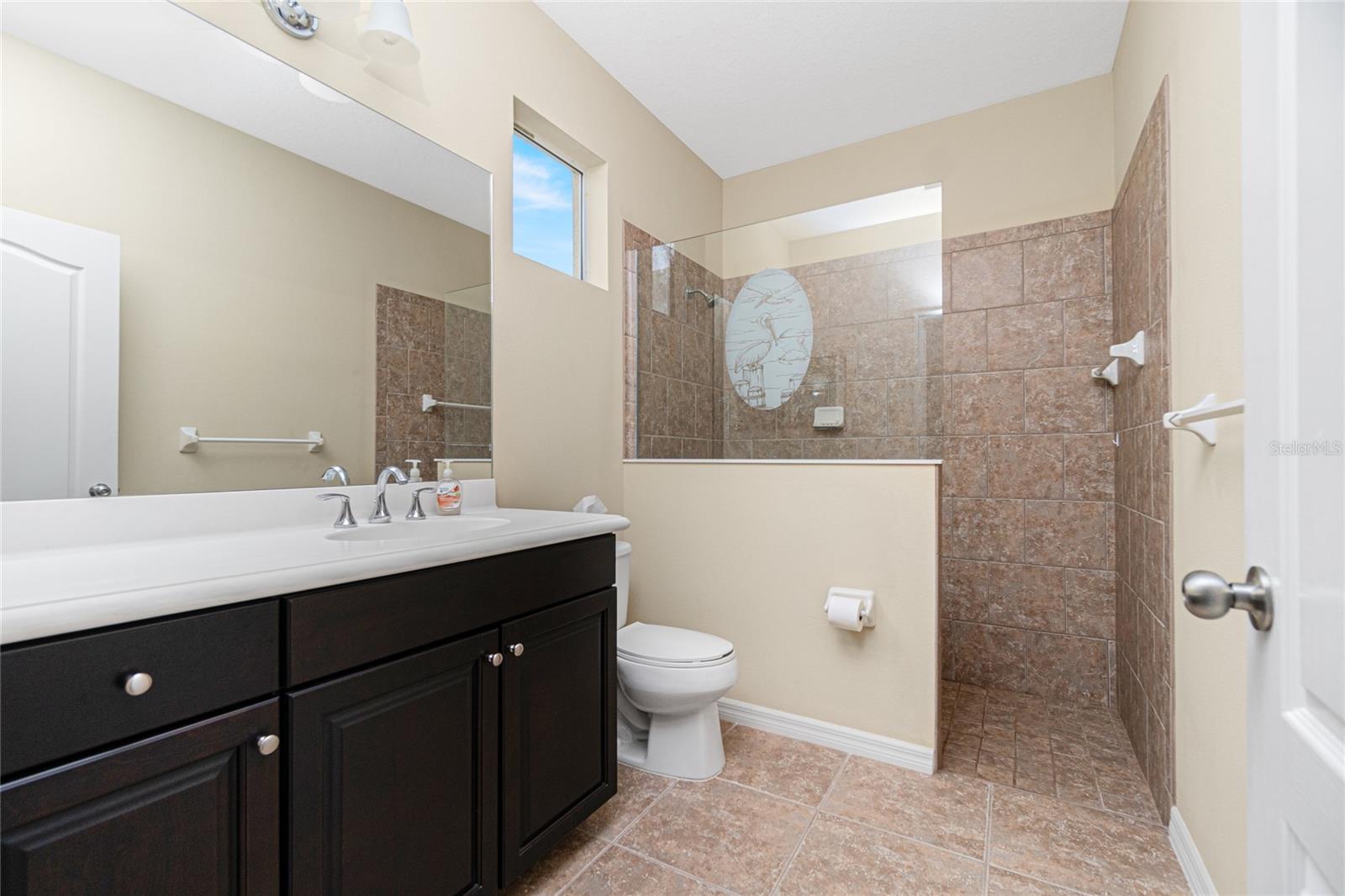 ARLINGTON COVE - Residential