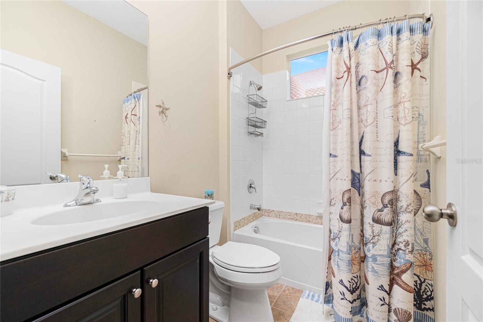 ARLINGTON COVE - Residential