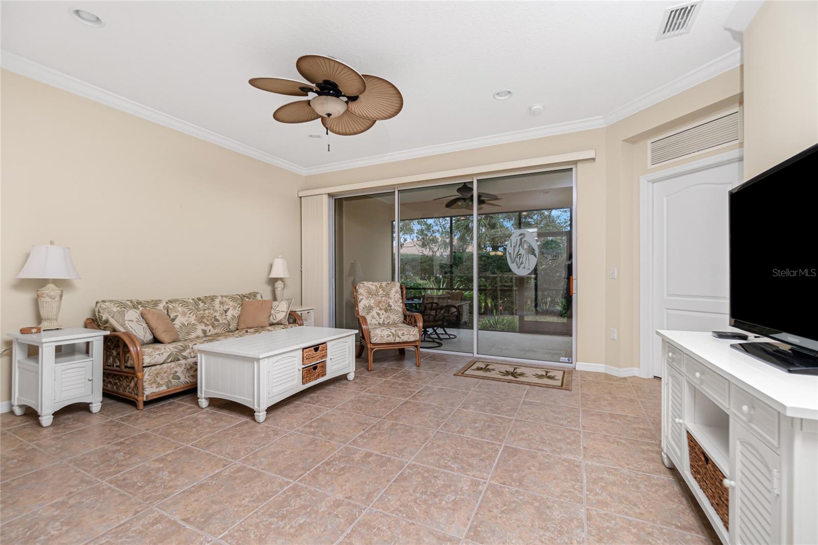 ARLINGTON COVE - Residential