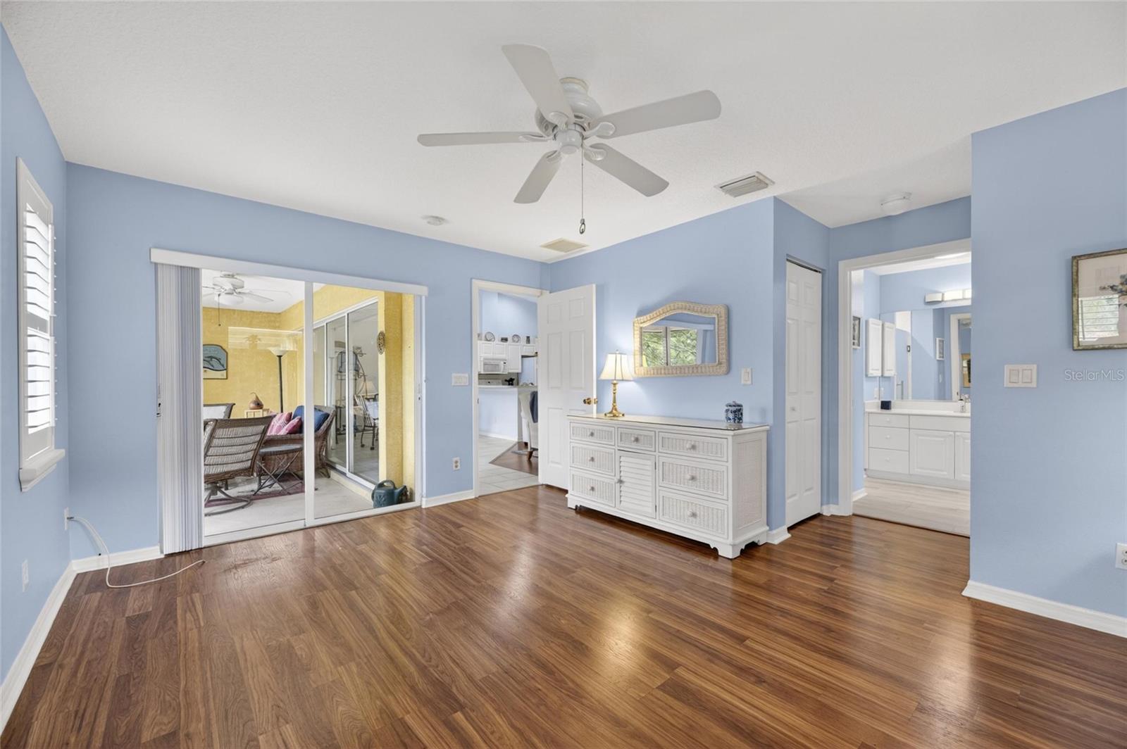 PALMS OF MANASOTA VILLAS PH III - Residential