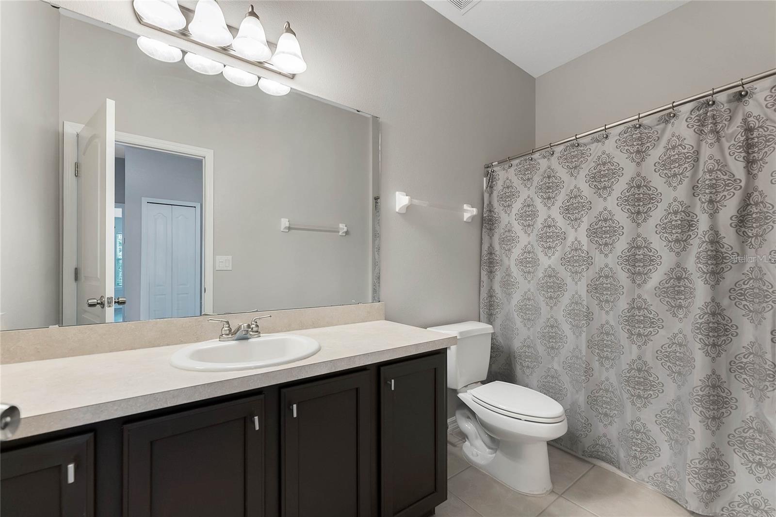 MAGNOLIA CLUB - Residential Lease