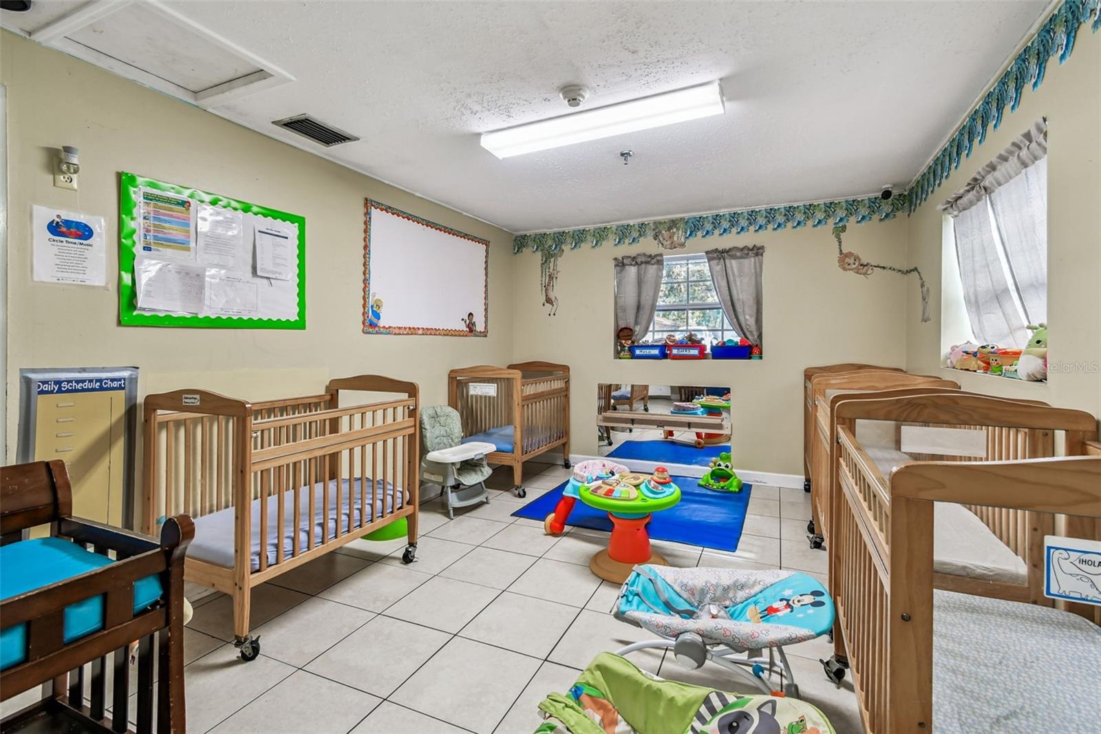 TEMPLE TERRACES - Commercial Sale