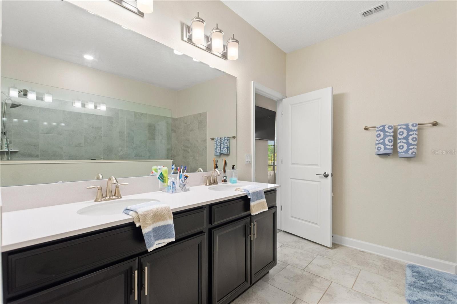 STONEYBROOK SOUTH NORTH PRCL PH 5 - Residential
