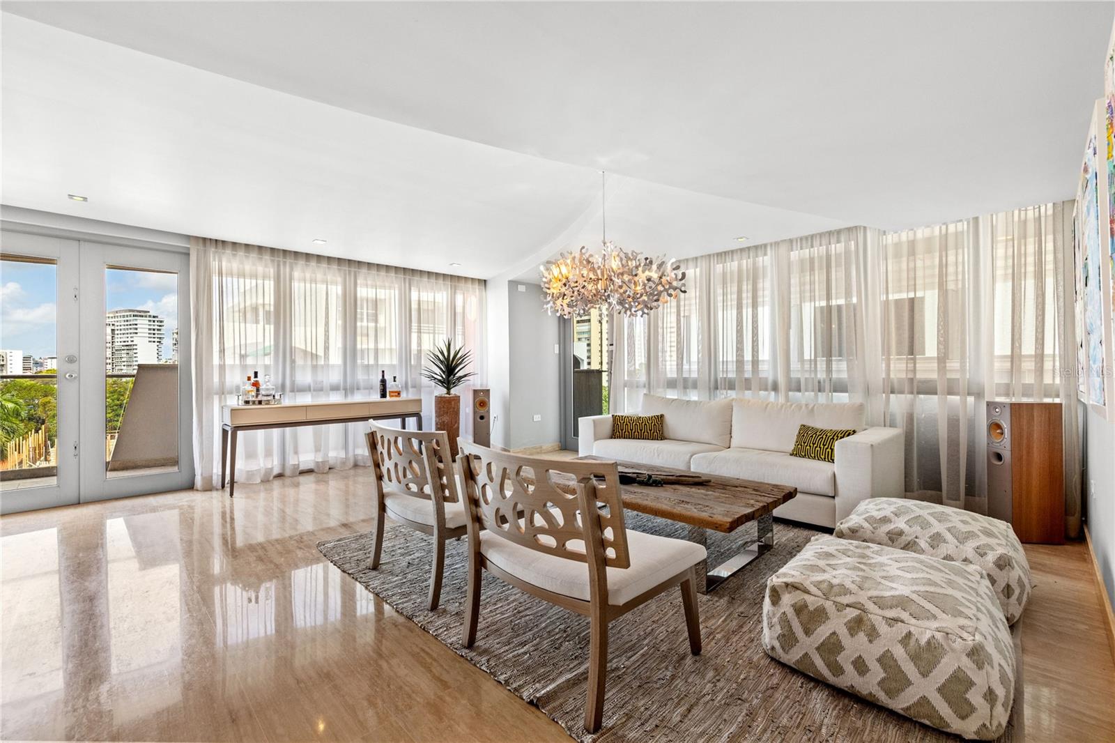 CONDOMINIO MIRSONIA - Residential