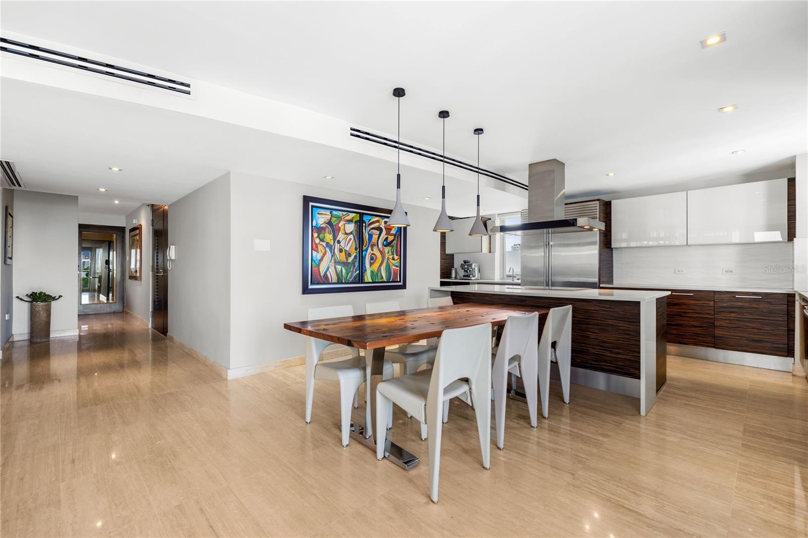 CONDOMINIO MIRSONIA - Residential