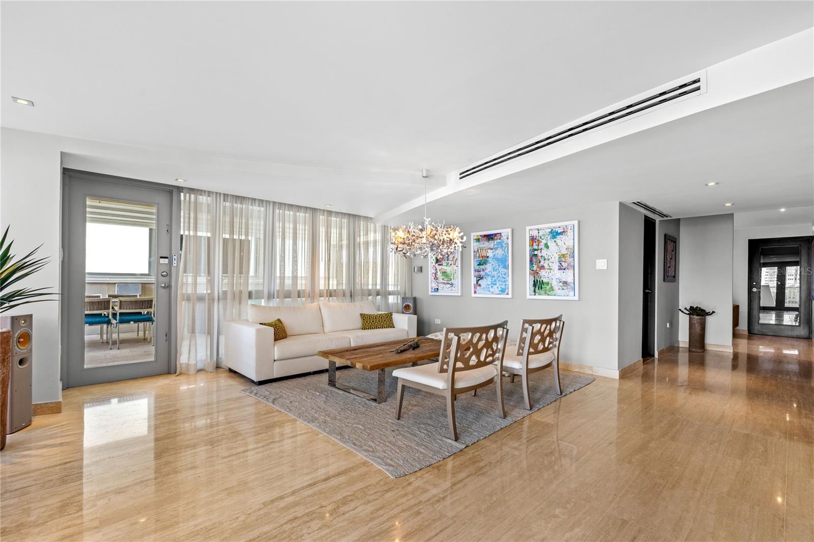 CONDOMINIO MIRSONIA - Residential