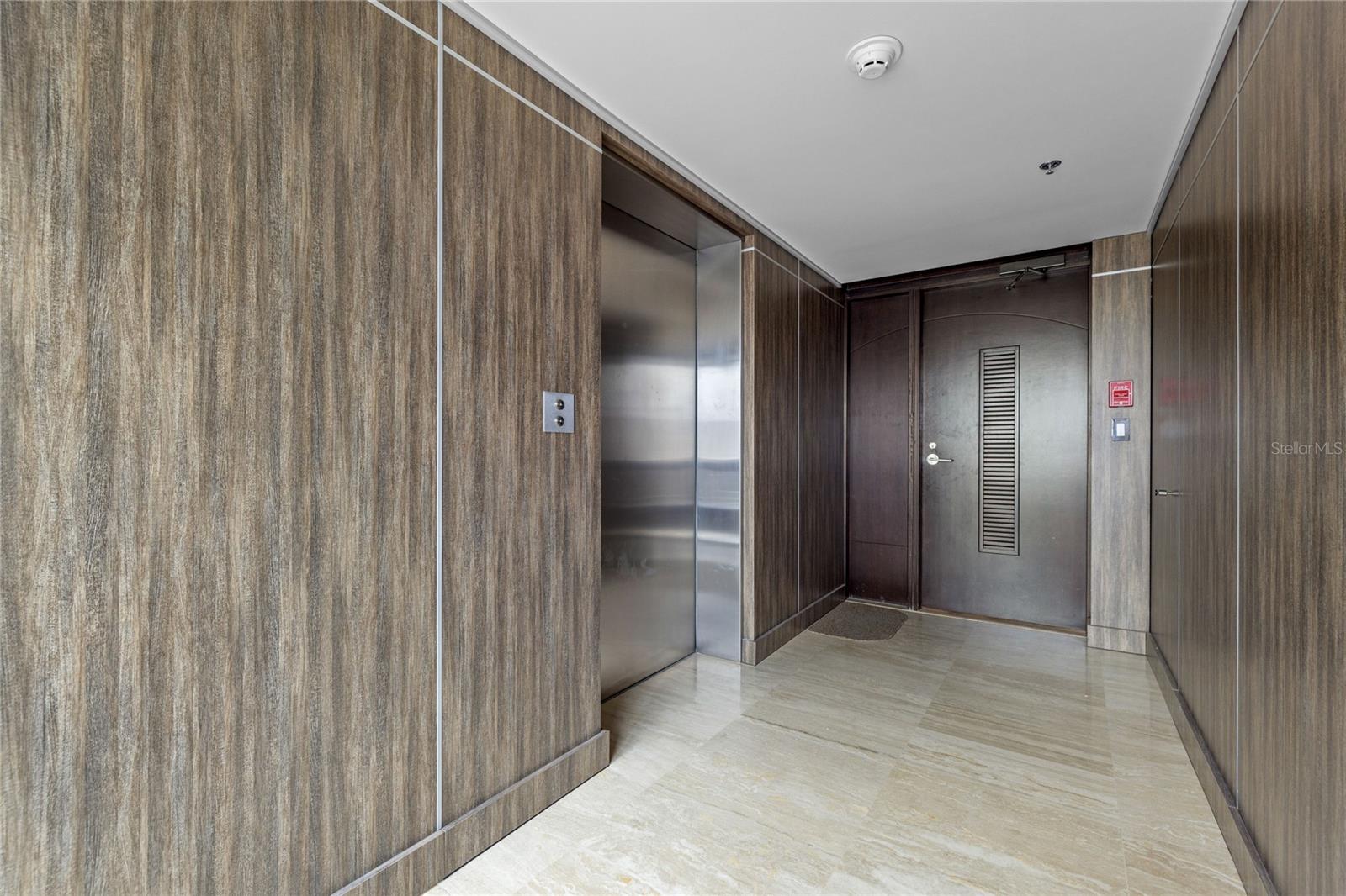 CONDOMINIO MIRSONIA - Residential