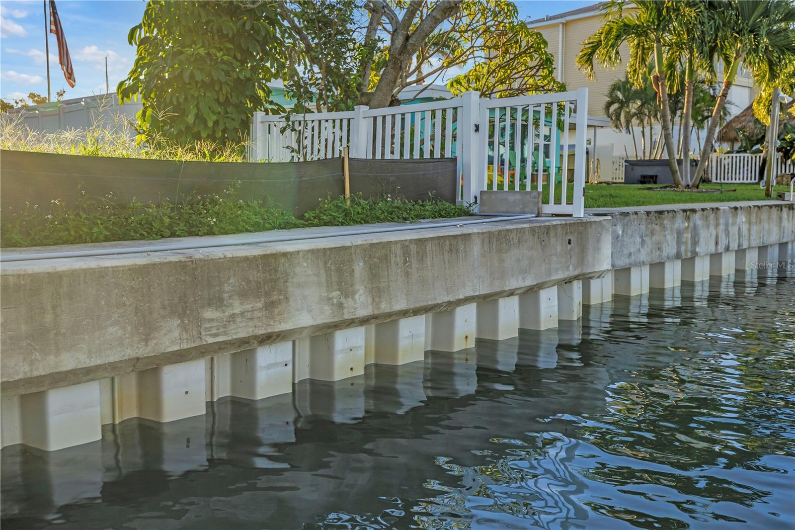 ISLAND ESTATES UNIT 1 - Land