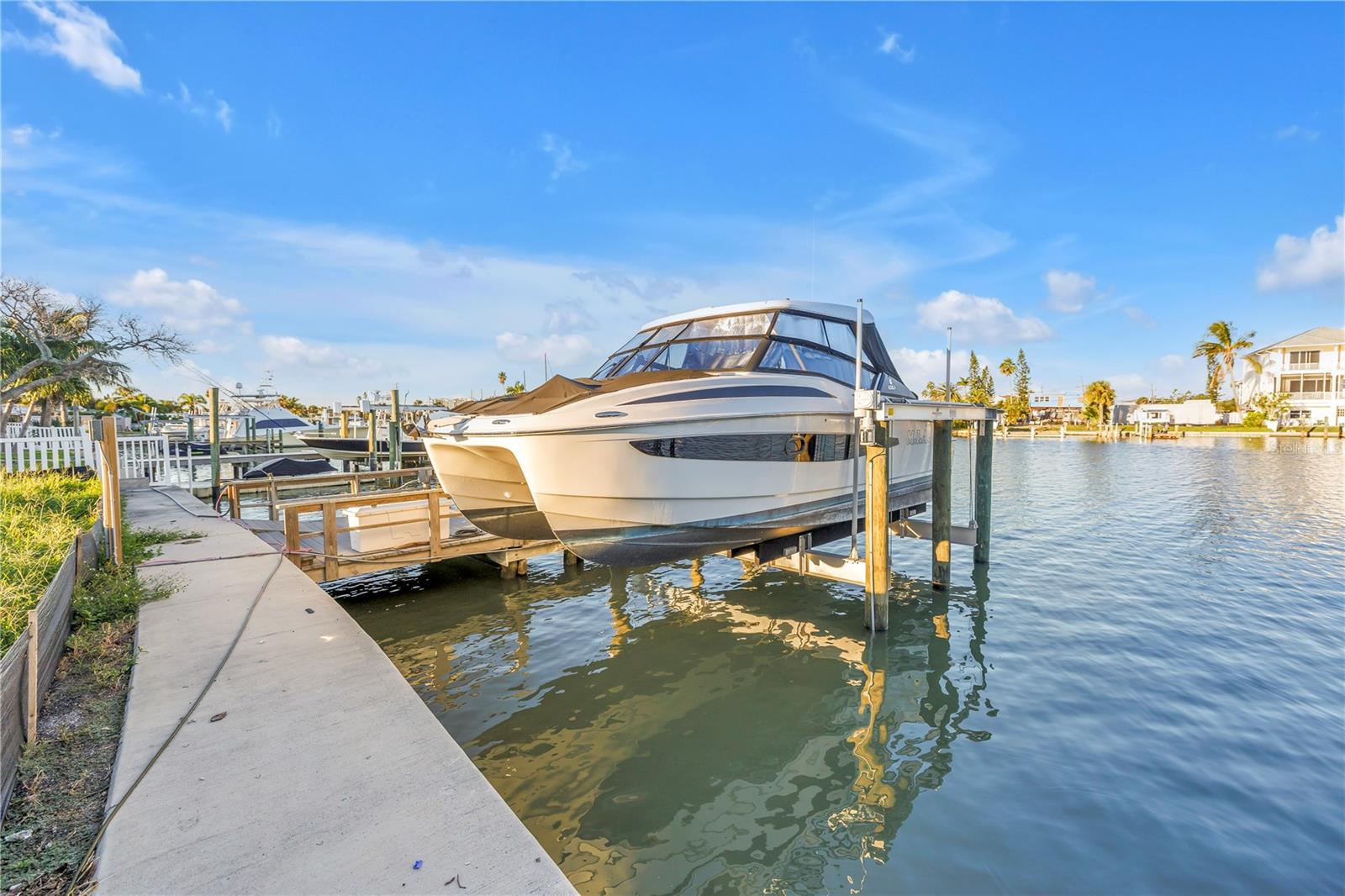 ISLAND ESTATES UNIT 1 - Land