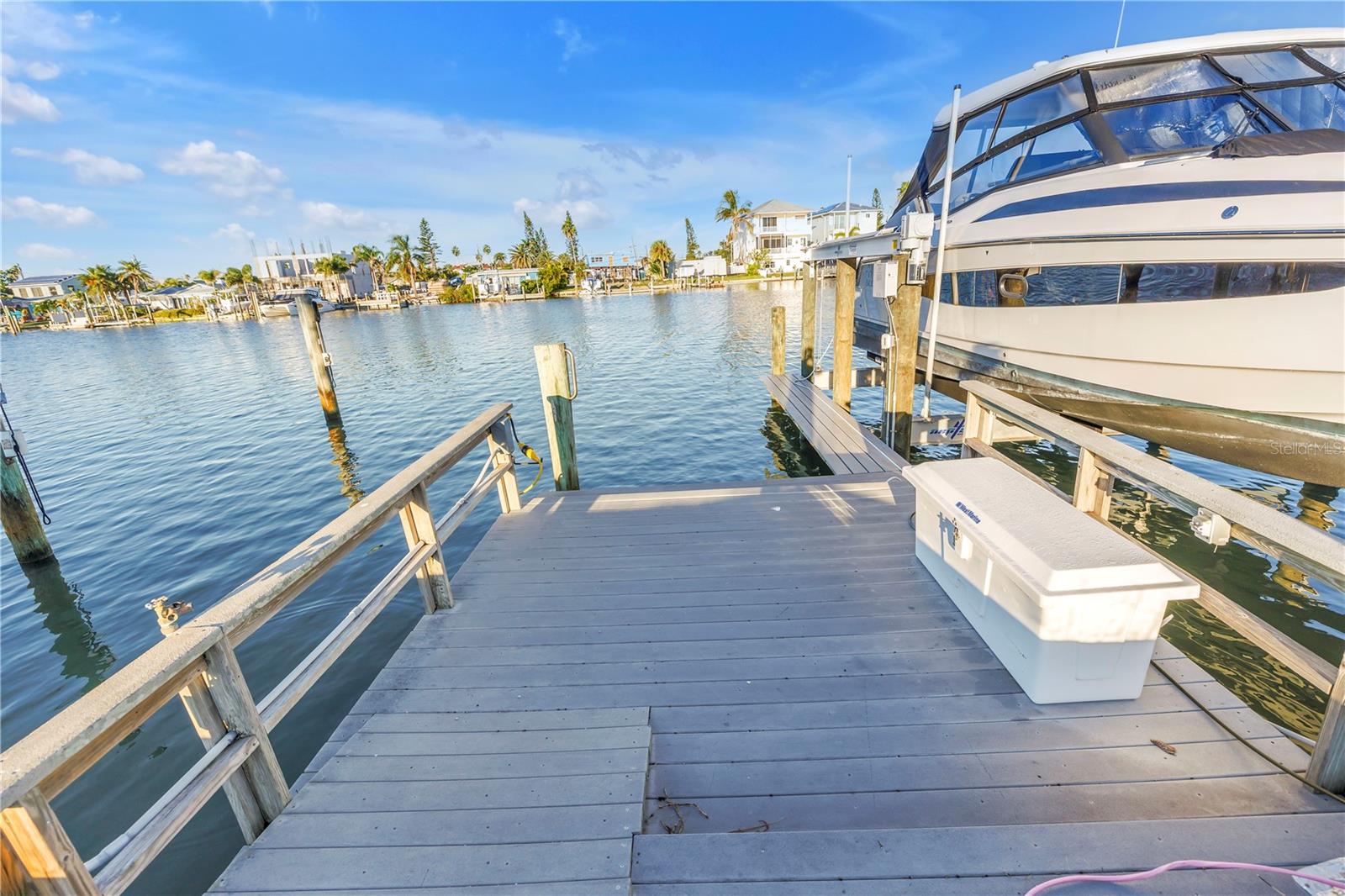 ISLAND ESTATES UNIT 1 - Land