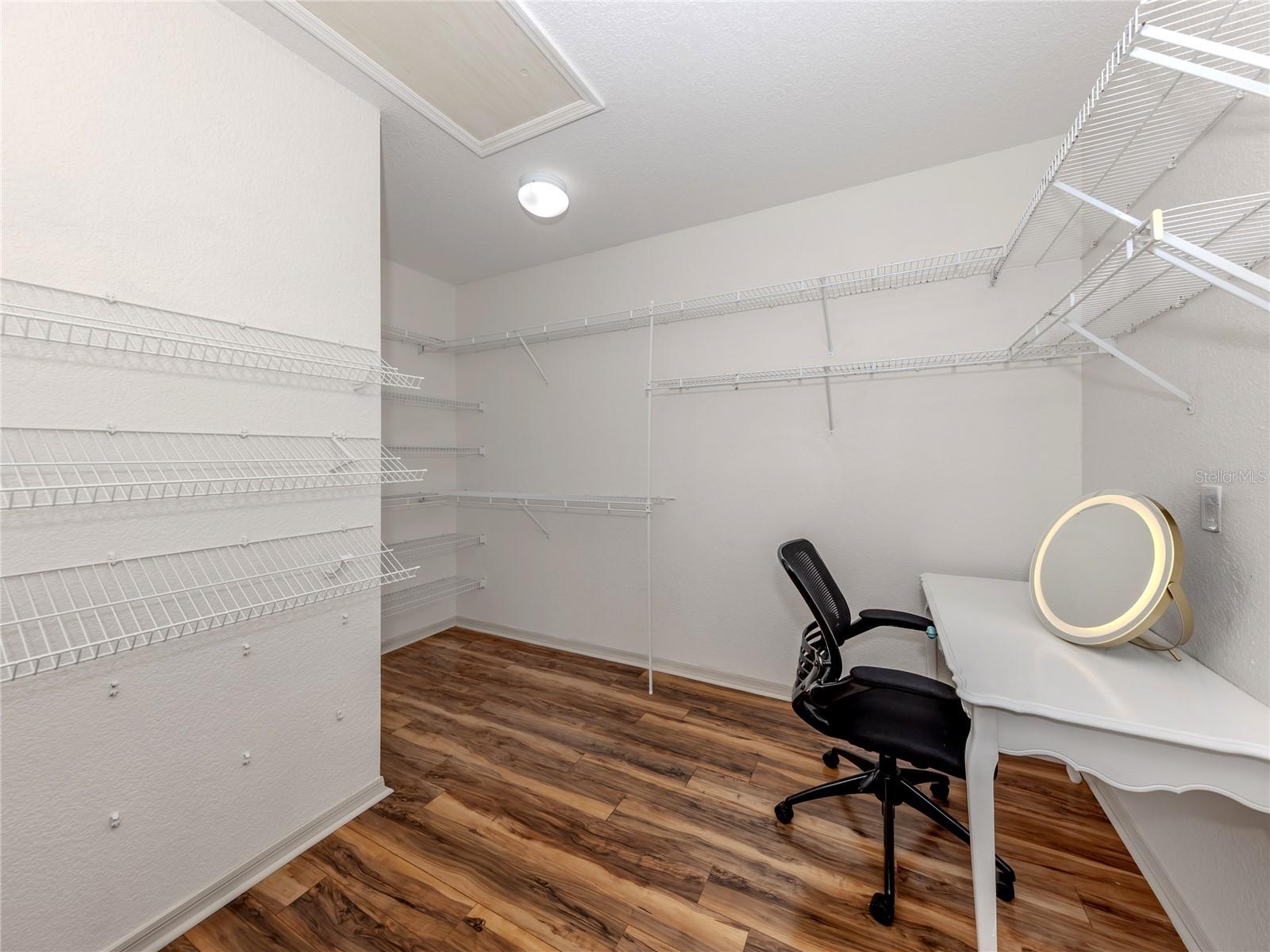 BERKSHIRE PLACE - Residential