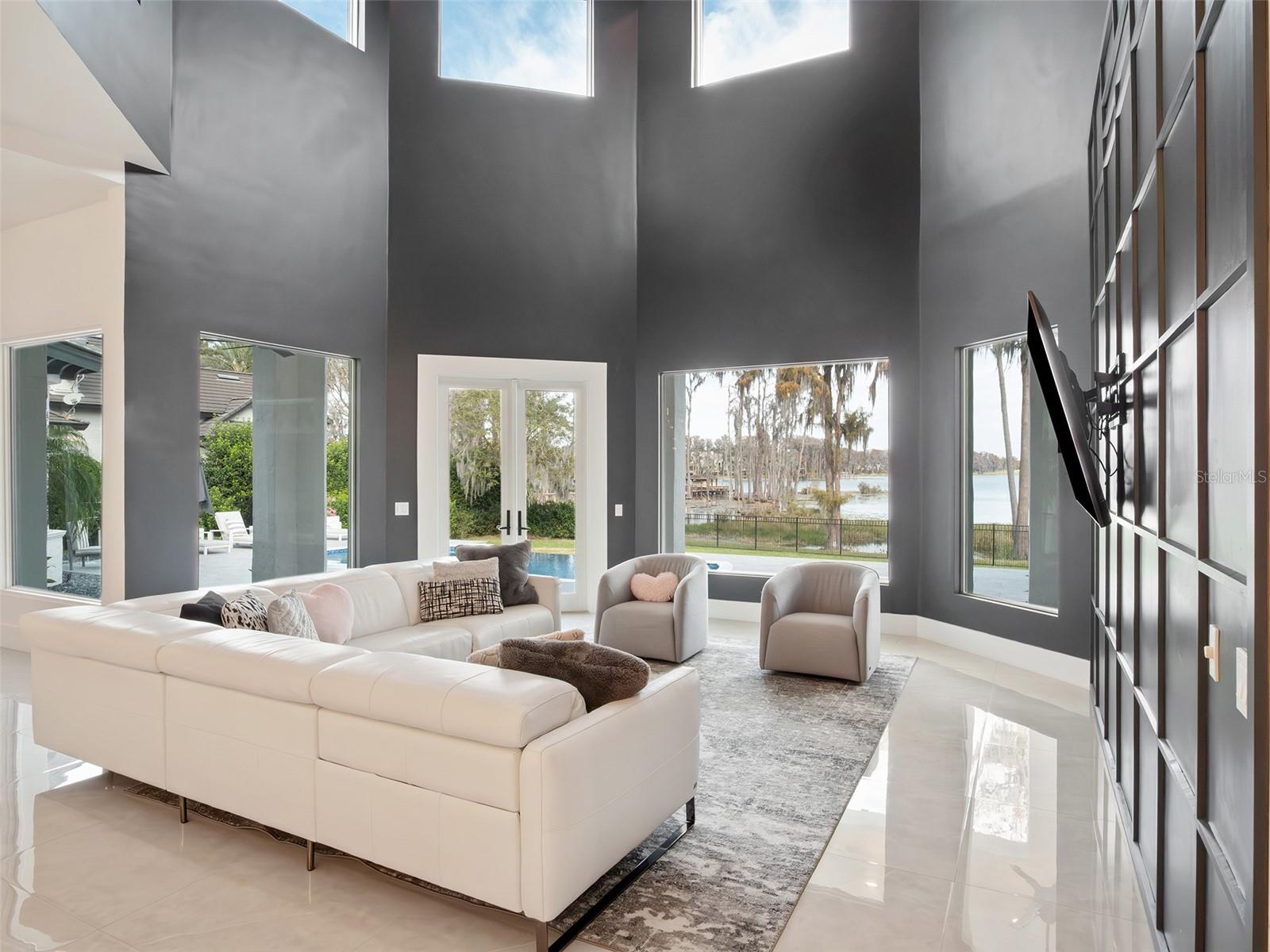 ISLEWORTH WEST - Residential