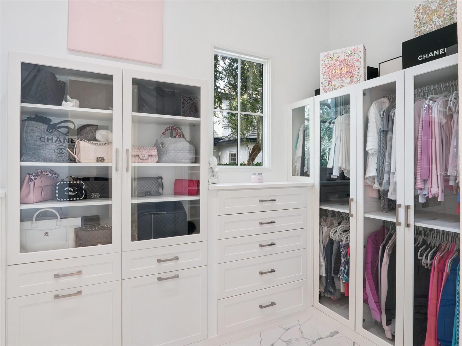 ISLEWORTH WEST - Residential