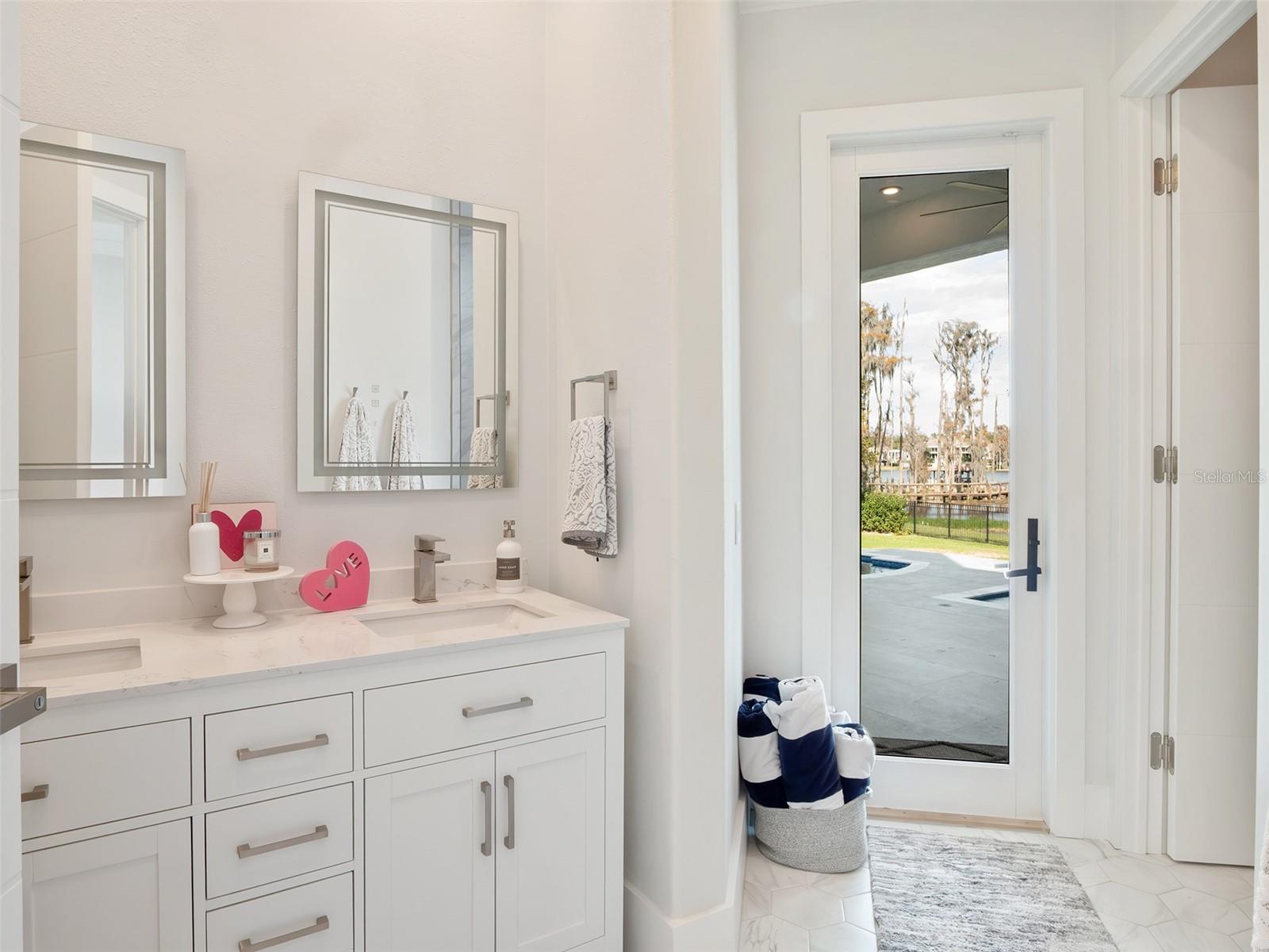 ISLEWORTH WEST - Residential