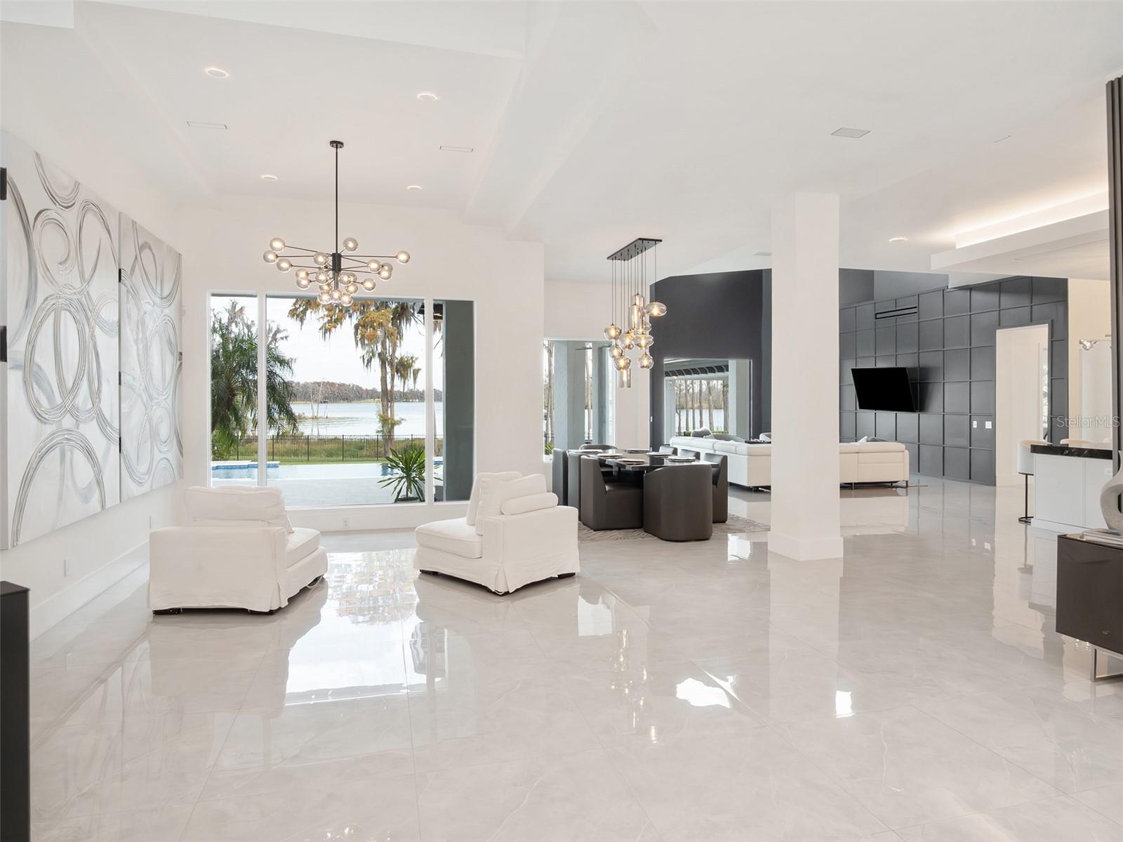 ISLEWORTH WEST - Residential