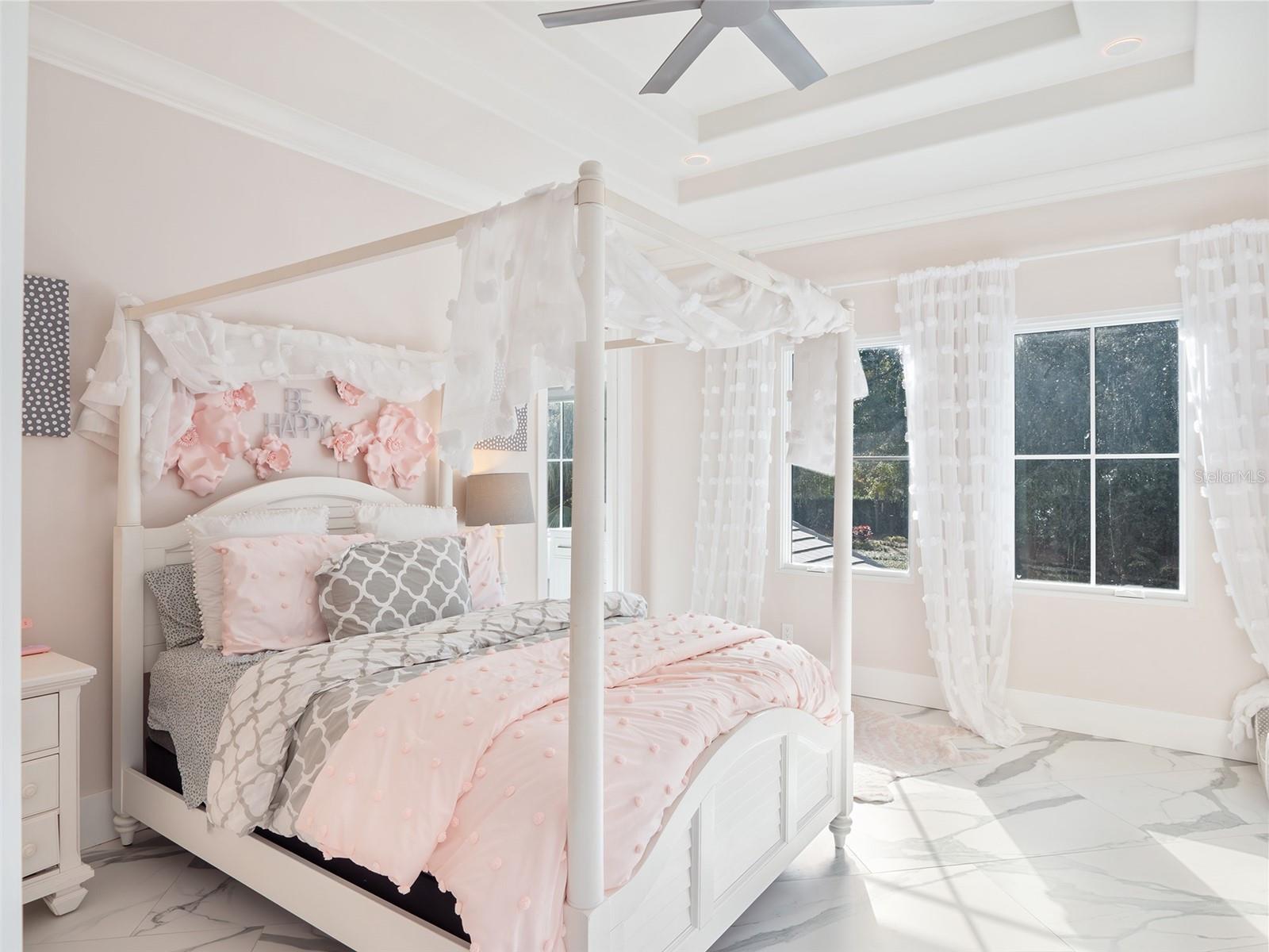 ISLEWORTH WEST - Residential