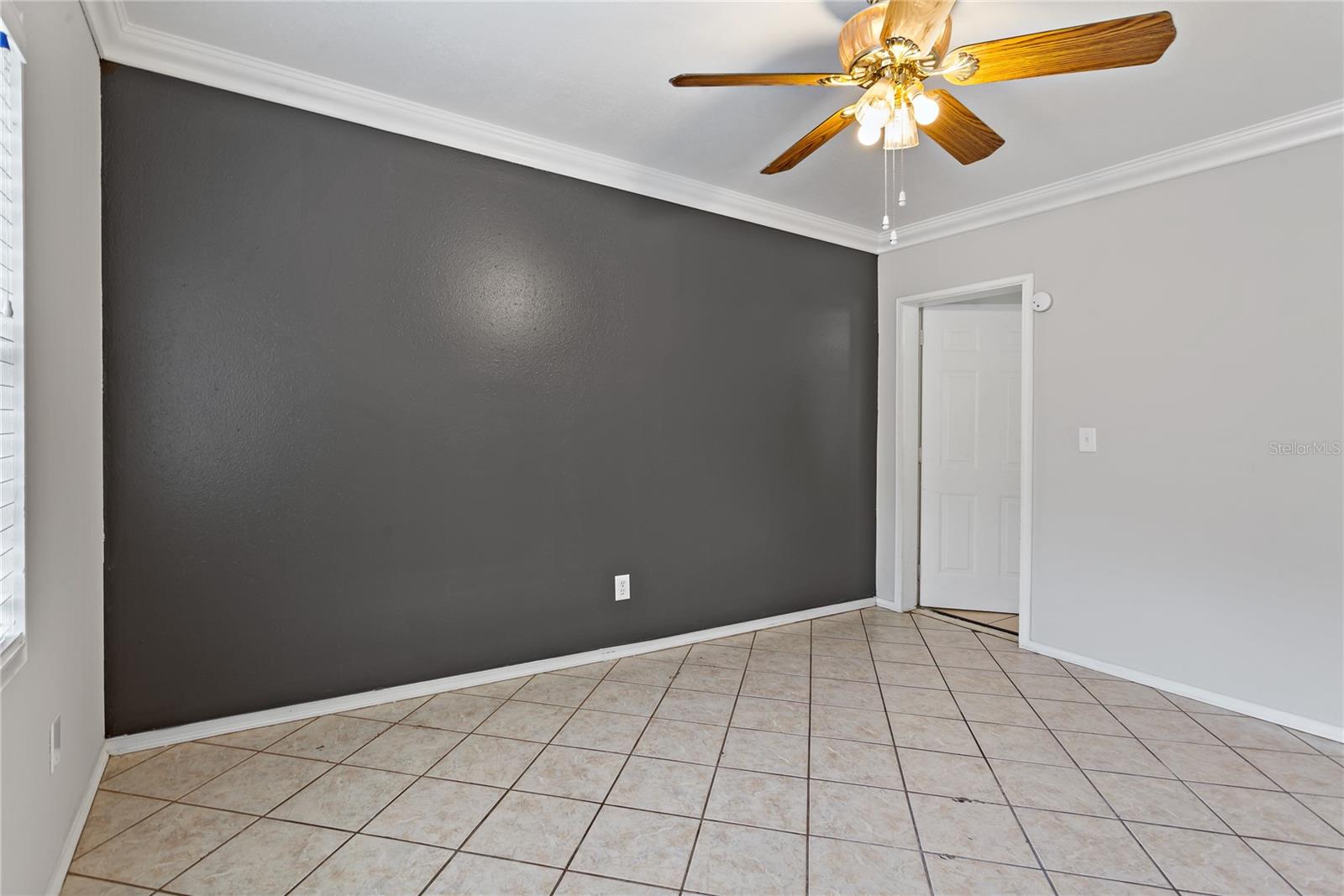 EAST TAMPA BLOCKS 1 TO 40 - Residential Lease