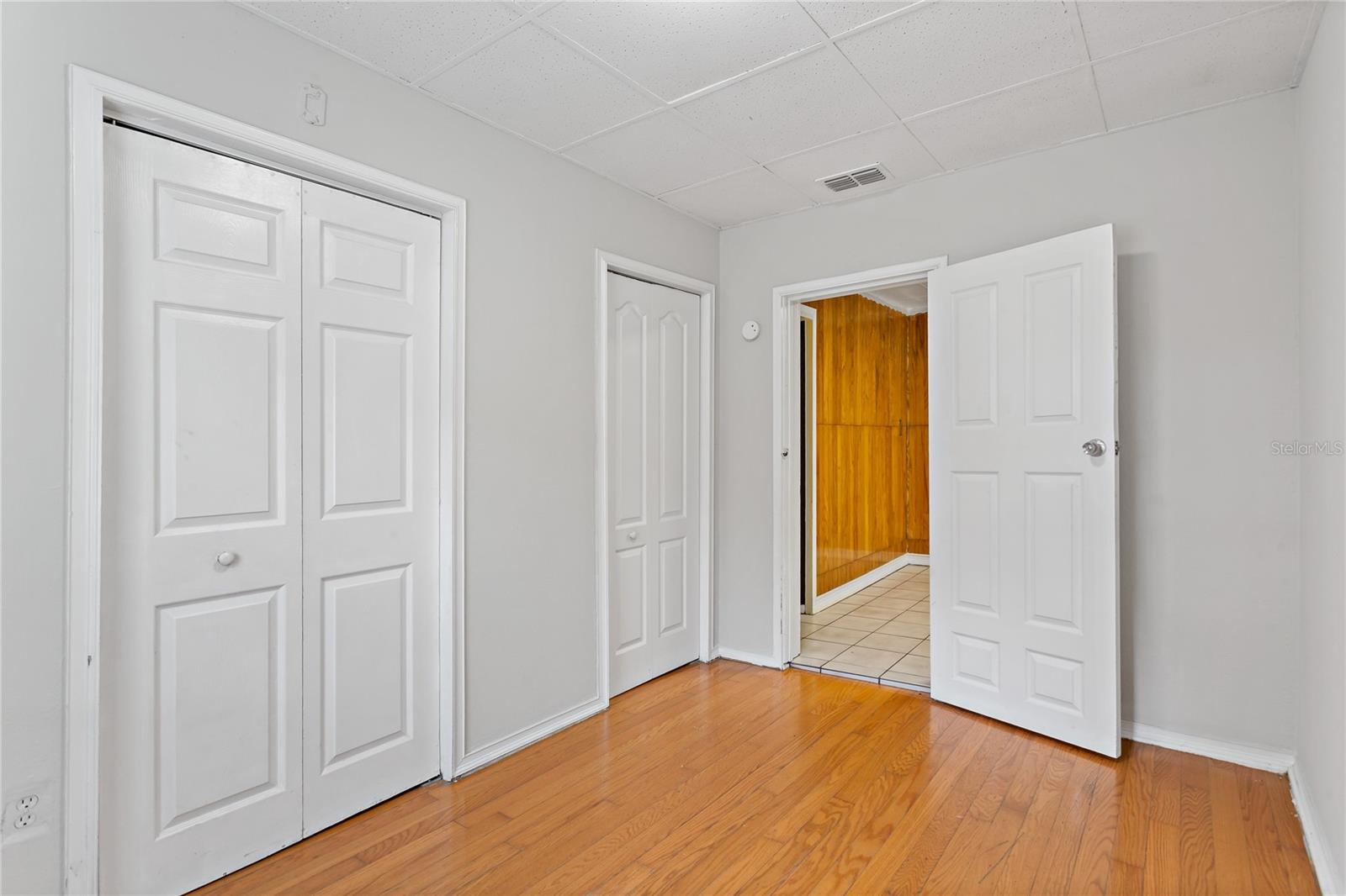 EAST TAMPA BLOCKS 1 TO 40 - Residential Lease