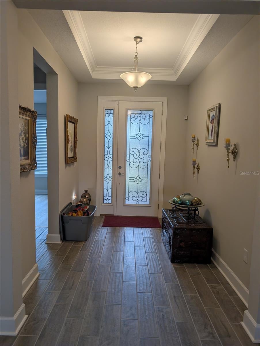 285 BELLA CORTINA DRIVE