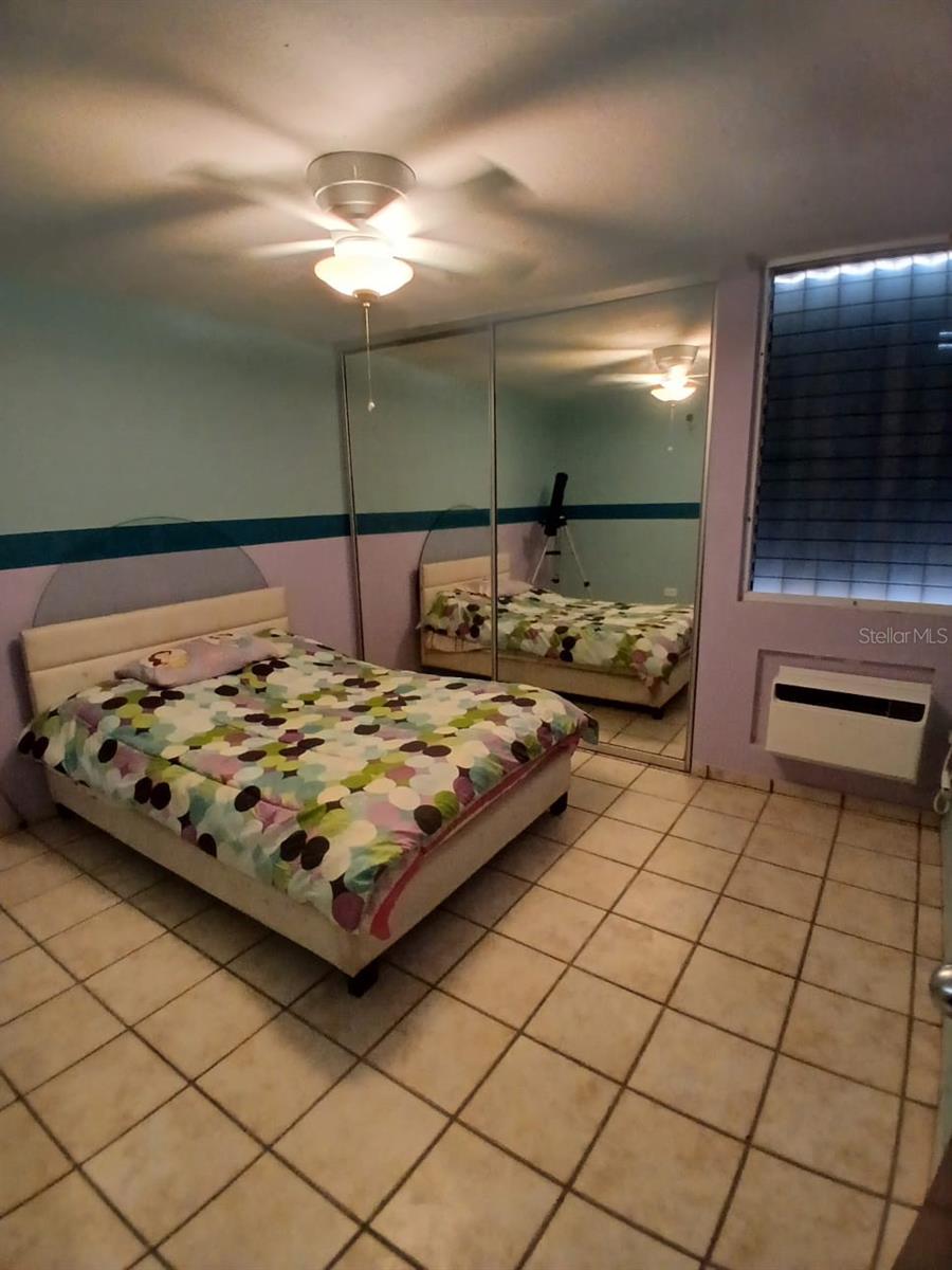 VISTA REAL CONDOMINIUM - Residential